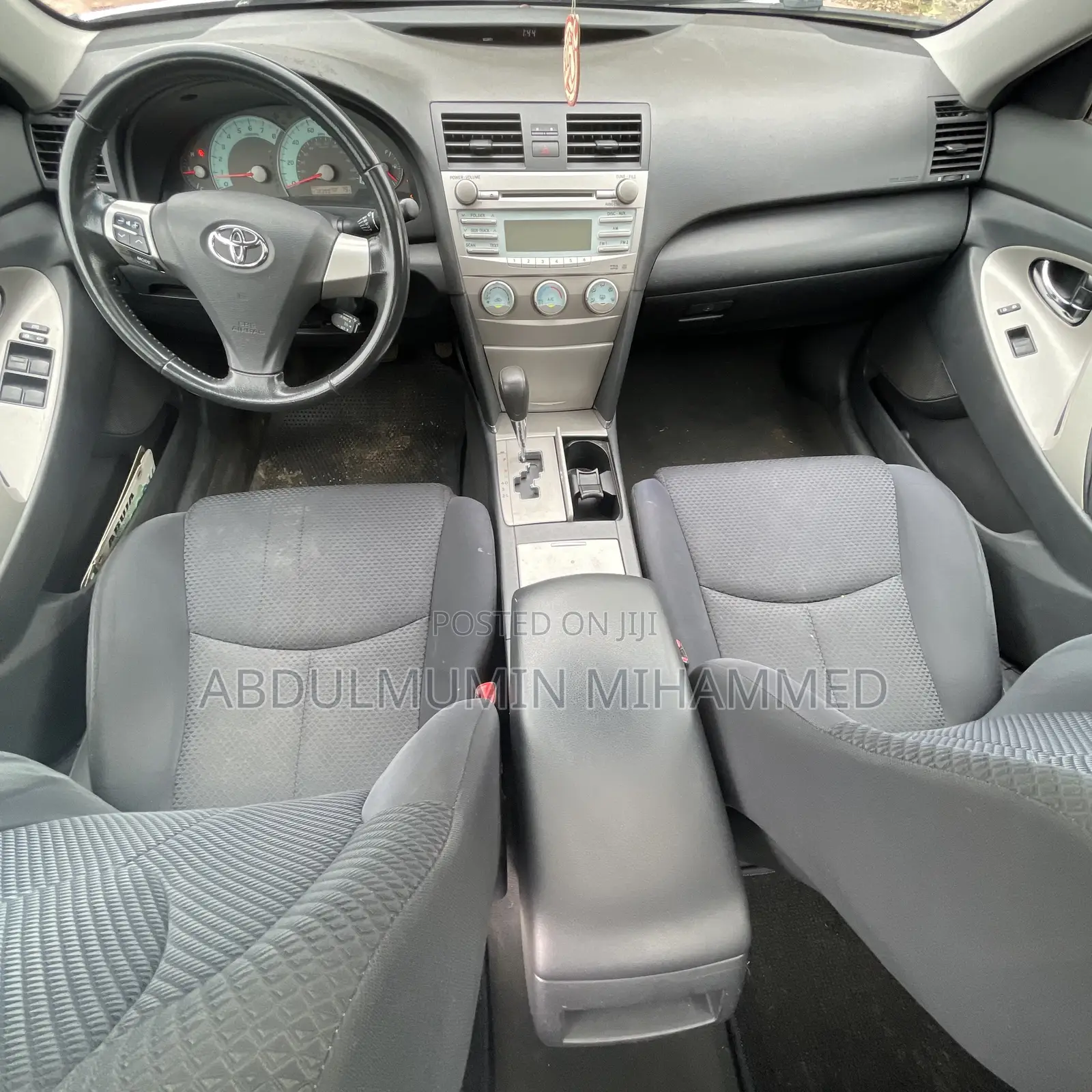 Toyota Camry XLE 4dr Sedan (2.4L 4cyl 5A) 2009 Silver