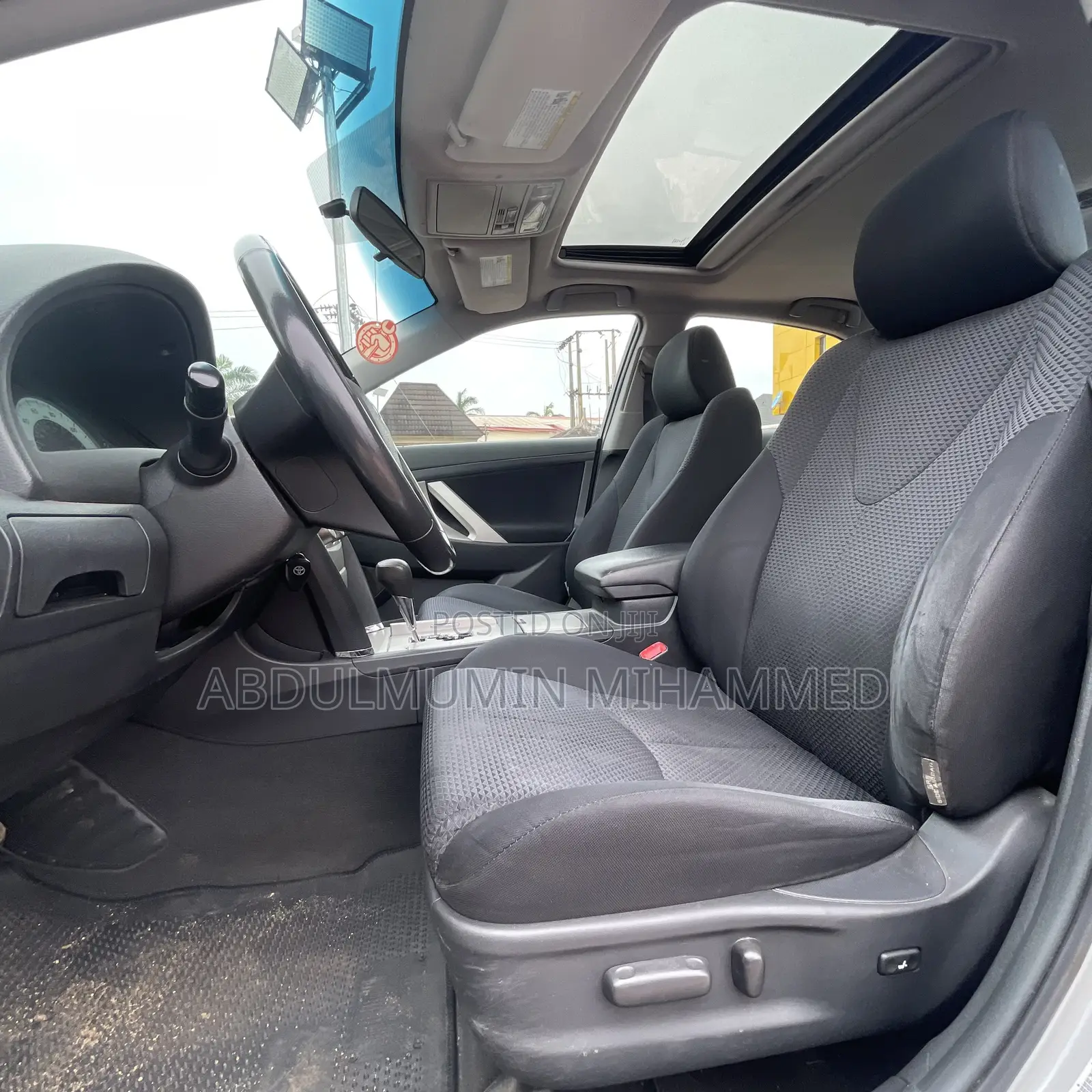 Toyota Camry XLE 4dr Sedan (2.4L 4cyl 5A) 2009 Silver