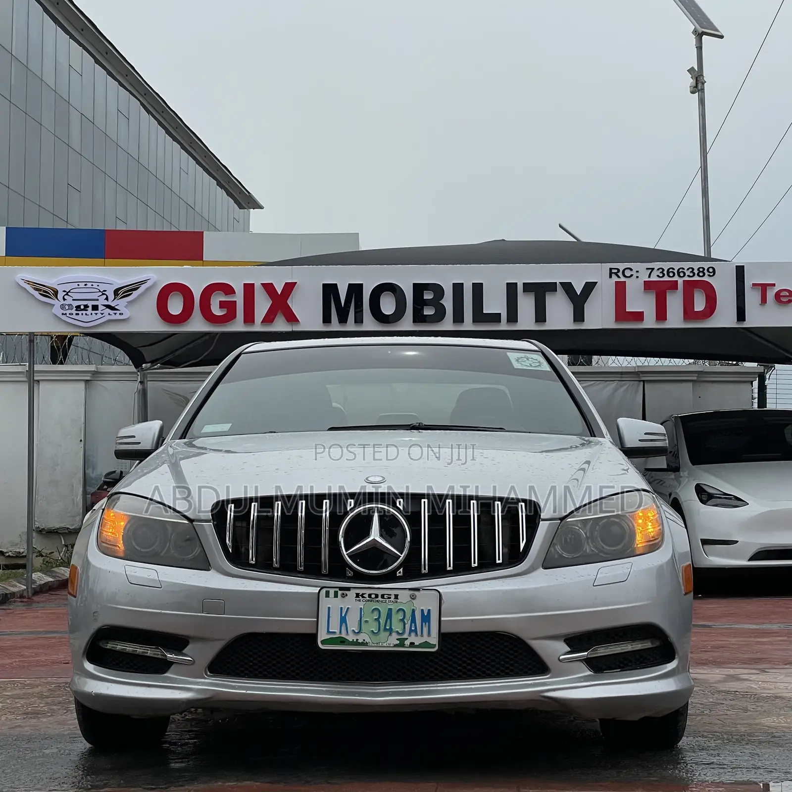 Mercedes-Benz C300 2009 White
