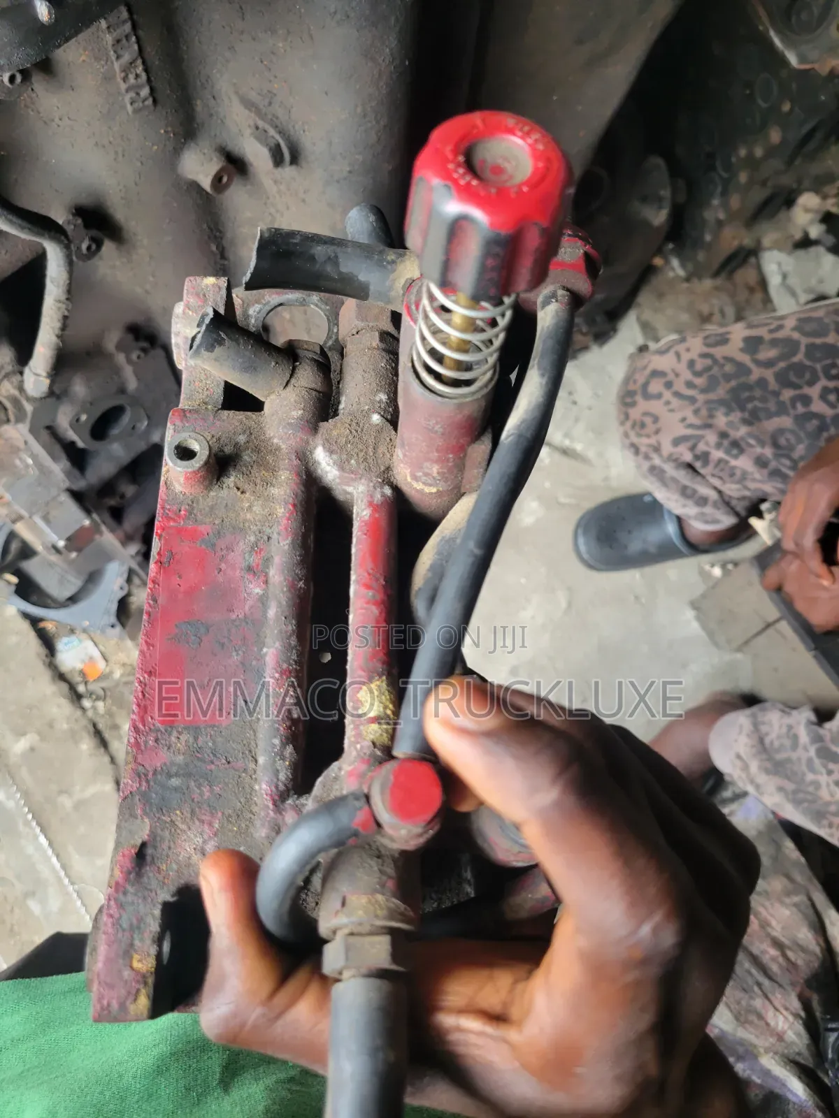 Fuel Filter Housing for MP8/MP7 MACK ENGINE