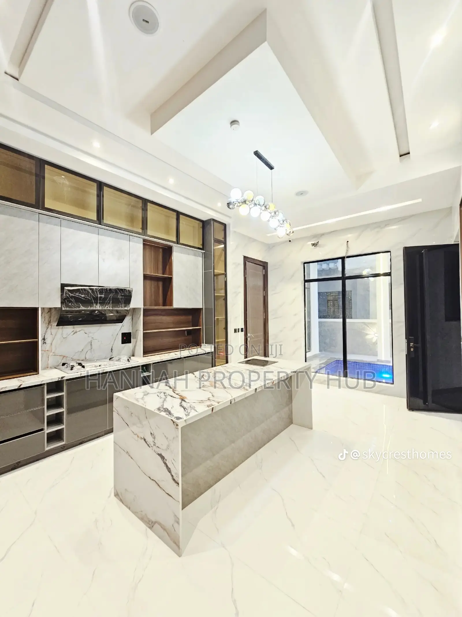 5bdrm House in Lekki for sale