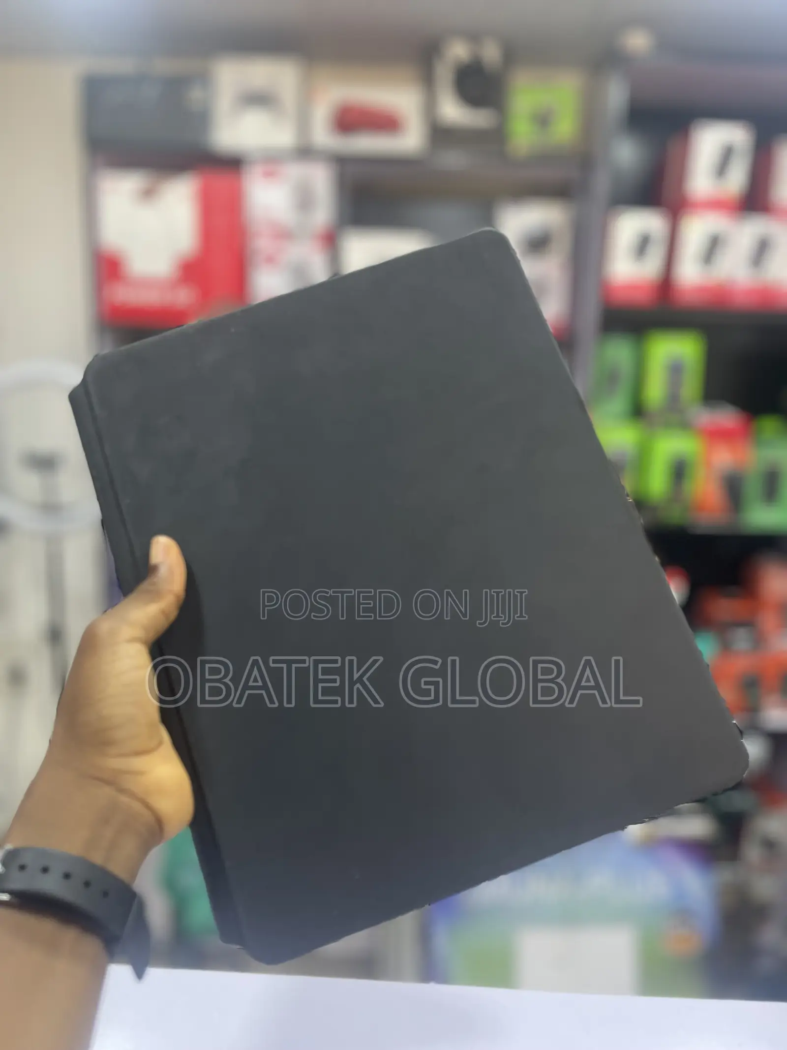 Apple iPad Pro 12.9 (2022) 128 GB Black
