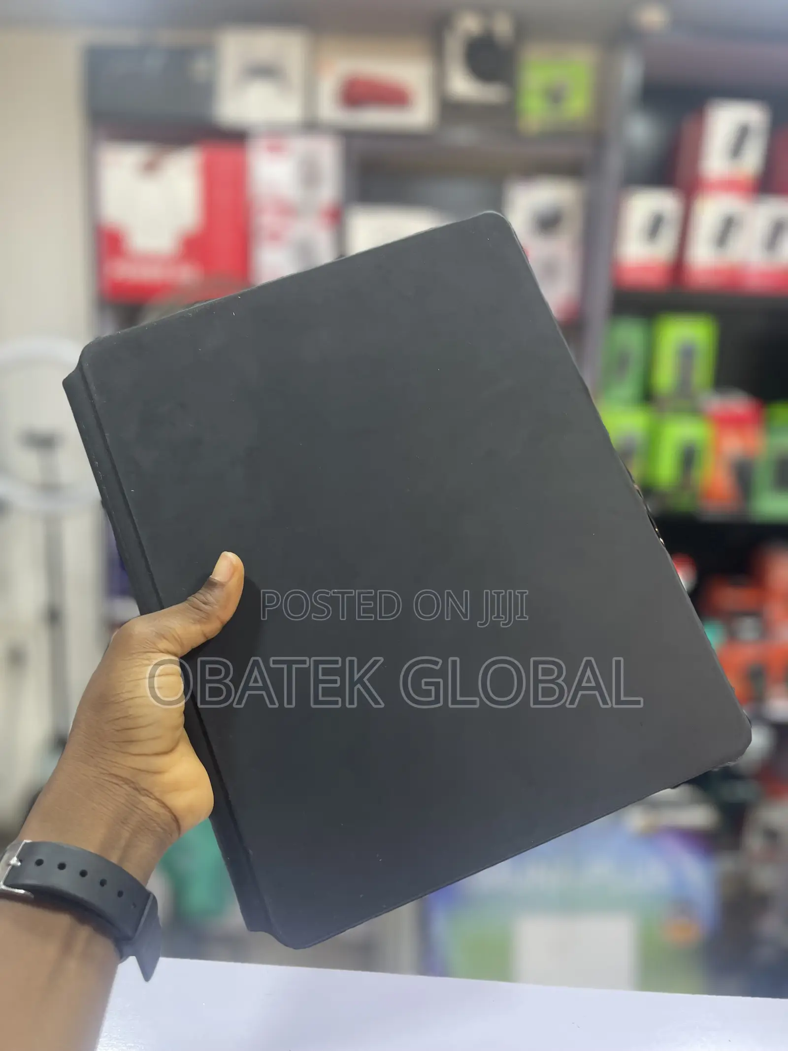 Apple iPad Pro 12.9 (2022) 128 GB Black