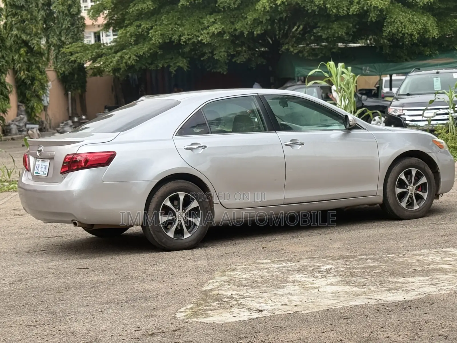 Toyota Camry LE 4dr Sedan (2.4L 4cyl 5A) 2009 Silver