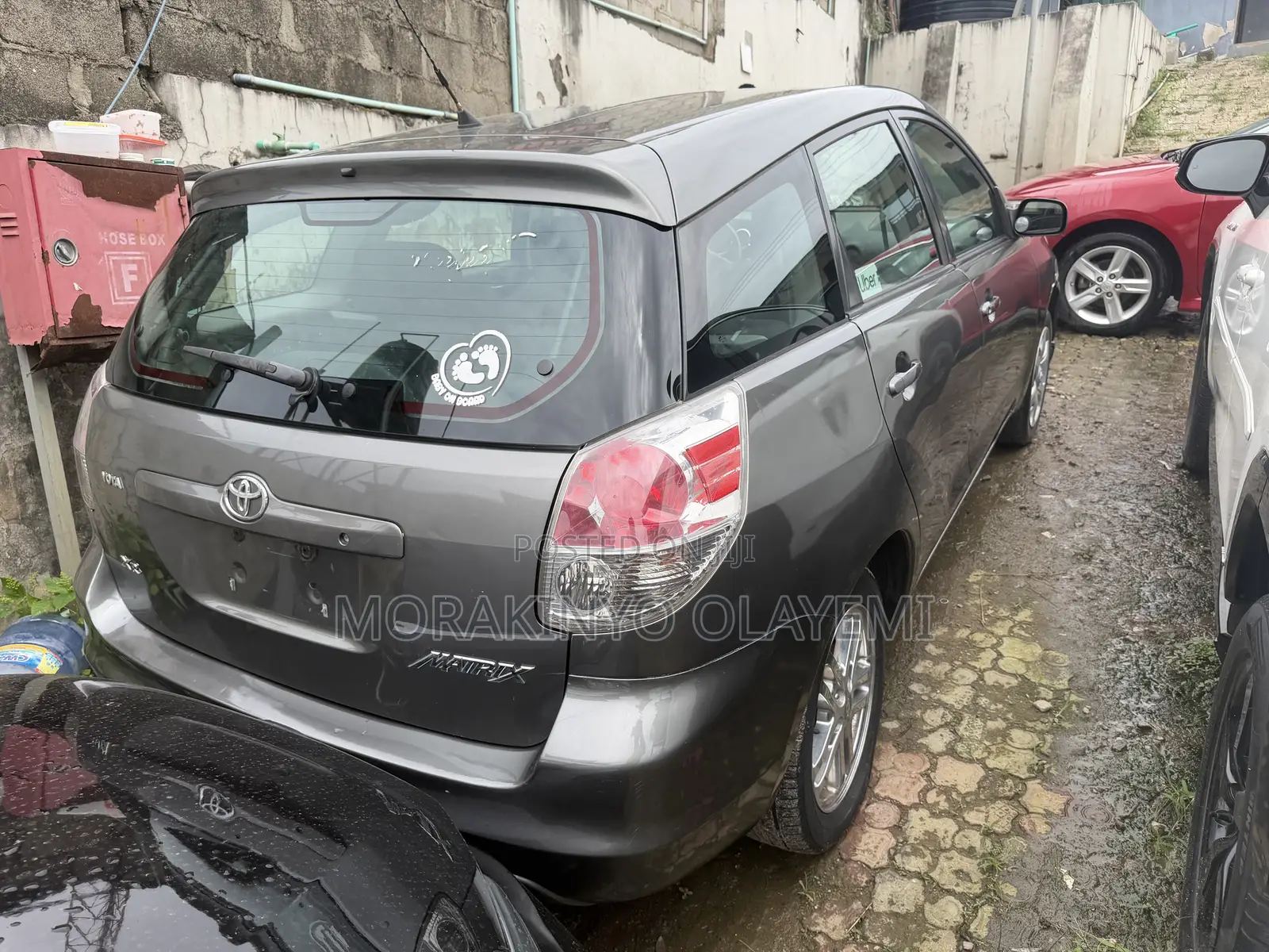 Toyota Matrix Hatchback FWD (1.8L 4cyl 5M) 2008 Gray