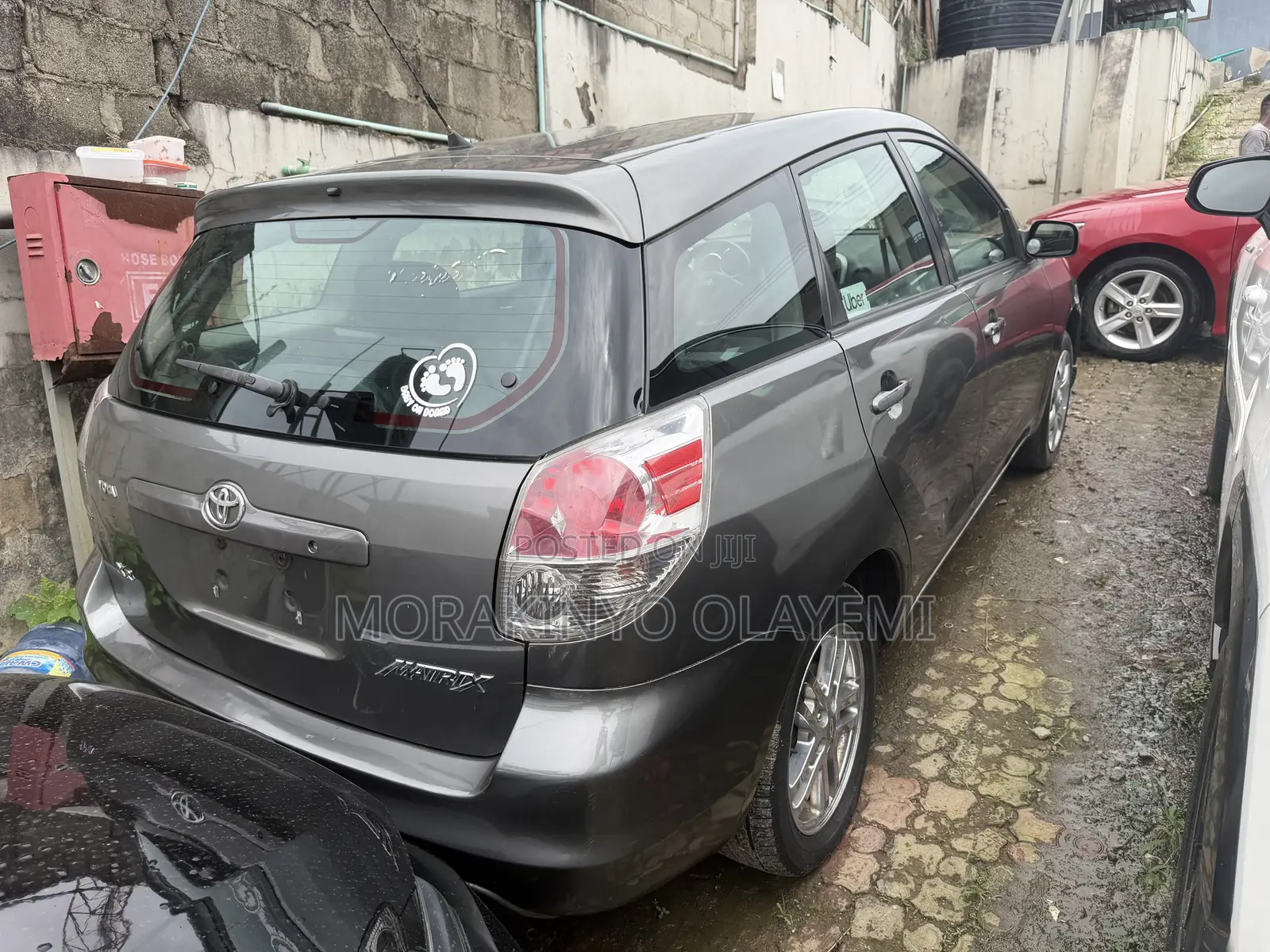 Toyota Matrix Hatchback FWD (1.8L 4cyl 5M) 2008 Gray