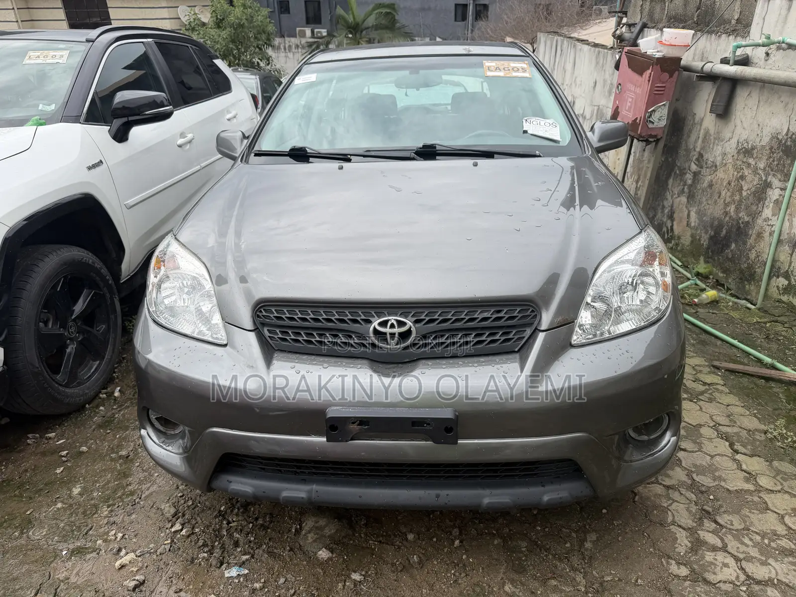 Toyota Matrix Hatchback FWD (1.8L 4cyl 5M) 2008 Gray