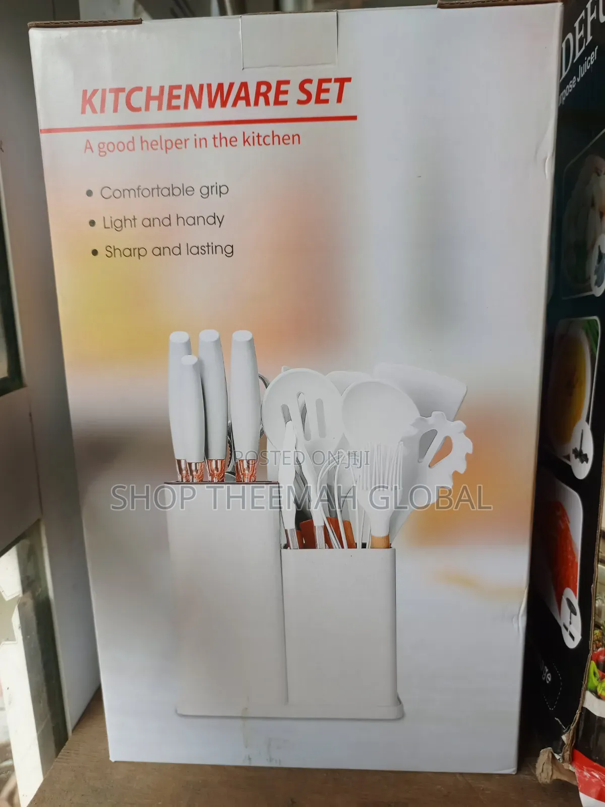 19 PIECES KITCHENWARE SET(2000g)