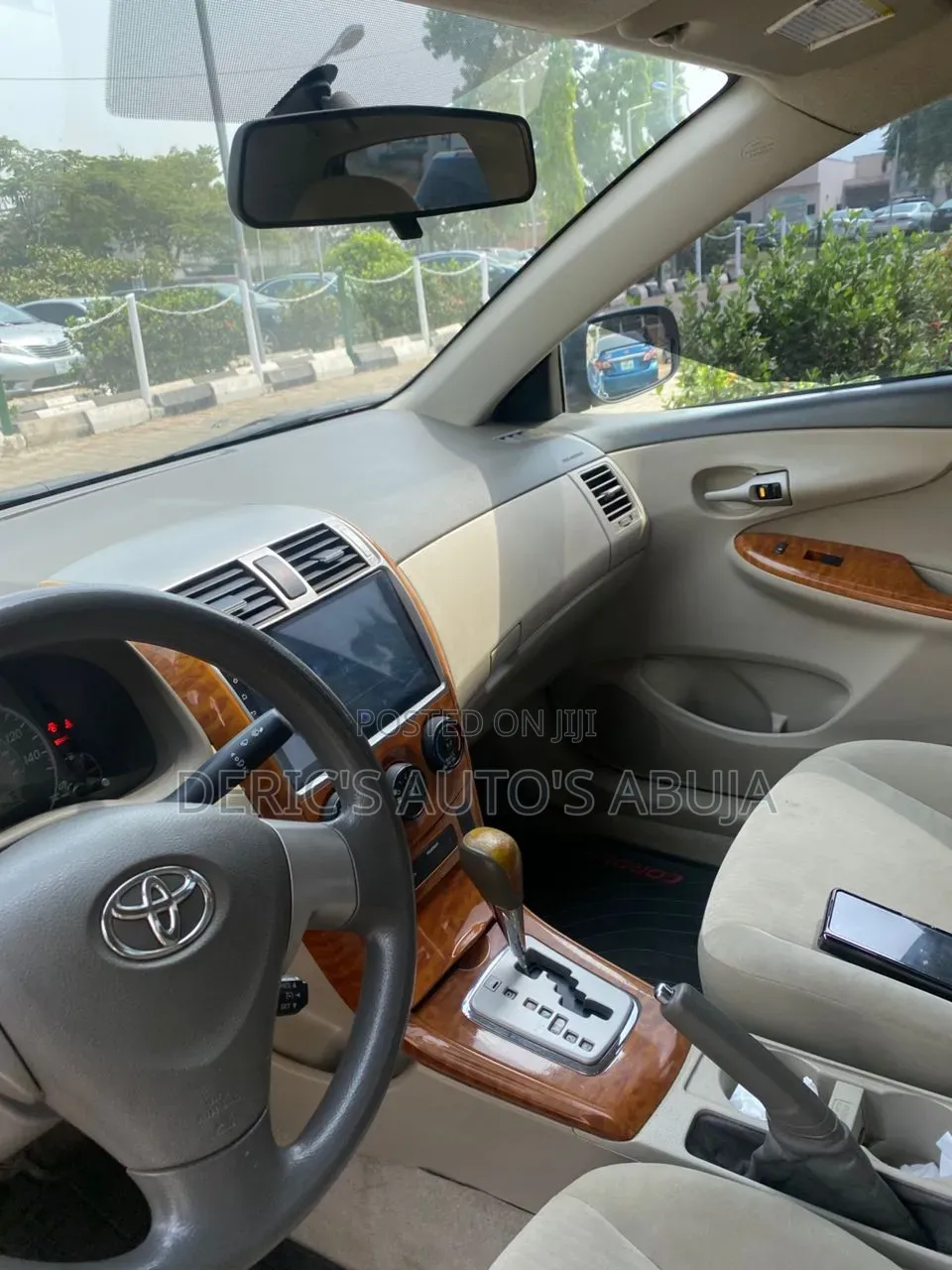 Toyota Corolla LE 4dr Sedan (1.8L 4cyl 4A) 2010 Gray