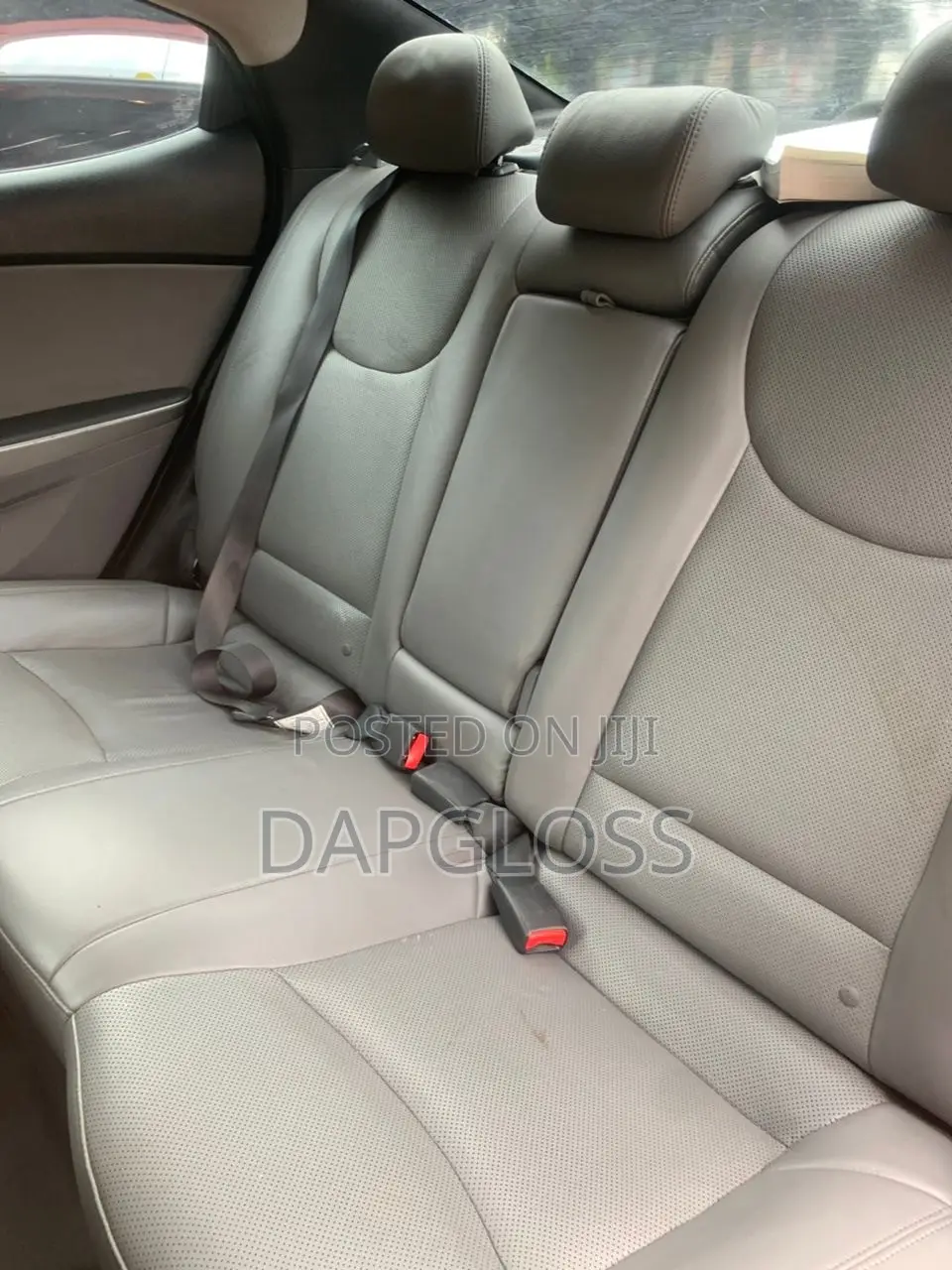Hyundai Elantra 2014 Red