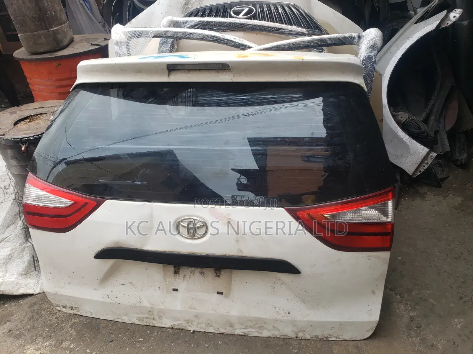 Boot Toyota Sienna 2018 Model Xle
