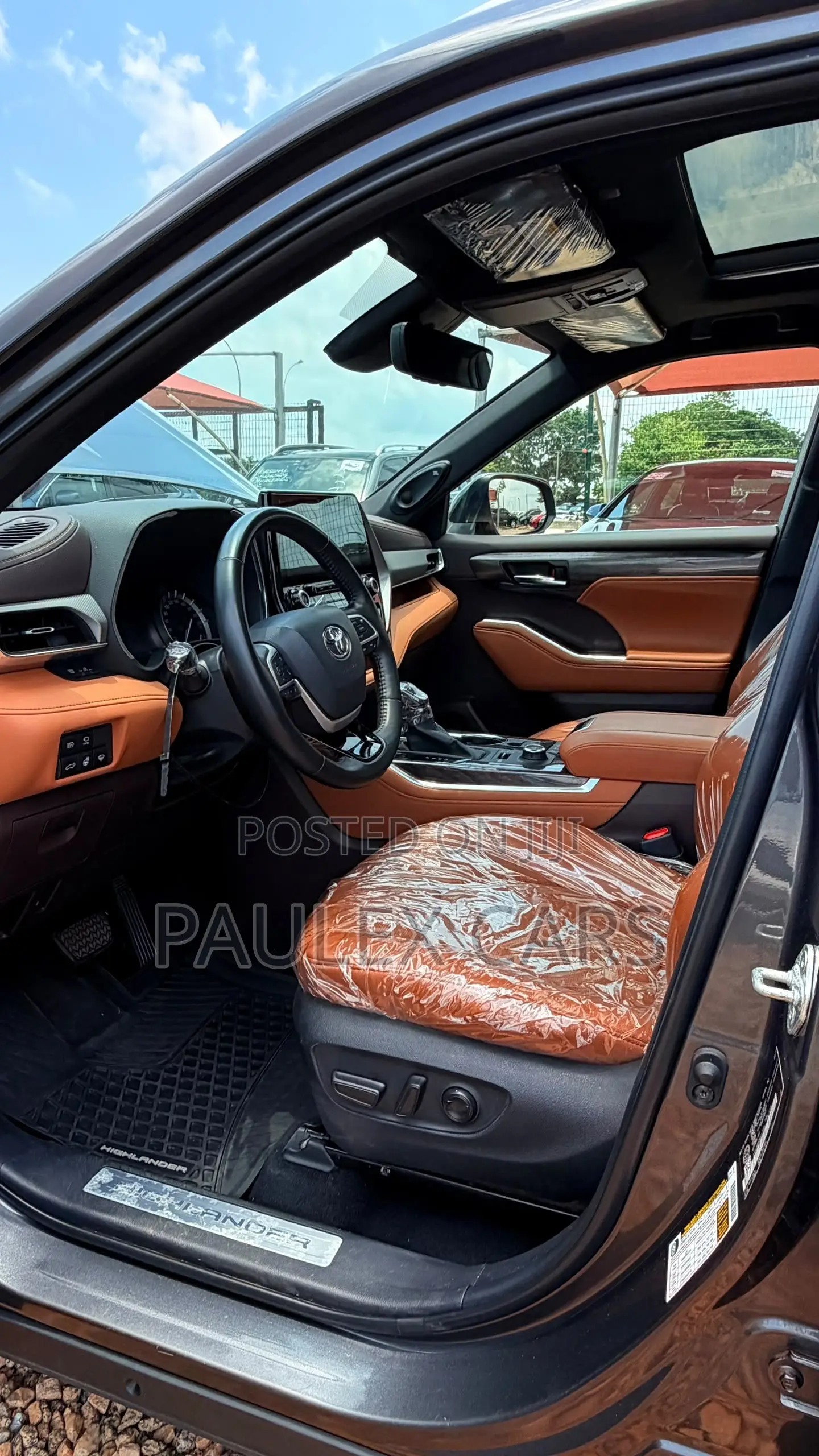 Toyota Highlander Platinum FWD 2023 Gray