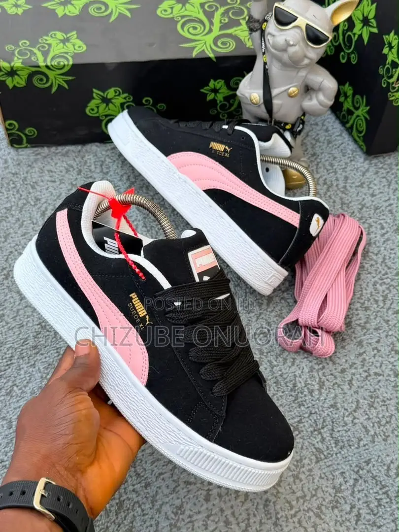PUMA Suede Black Pink Sneakers
