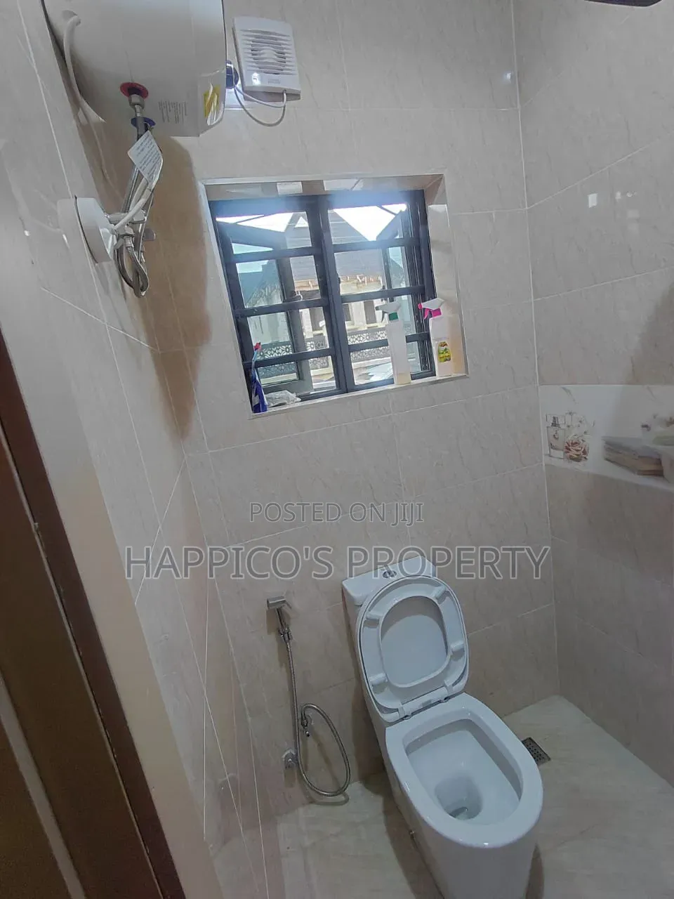 Mini Flat in Opic, Berger for rent