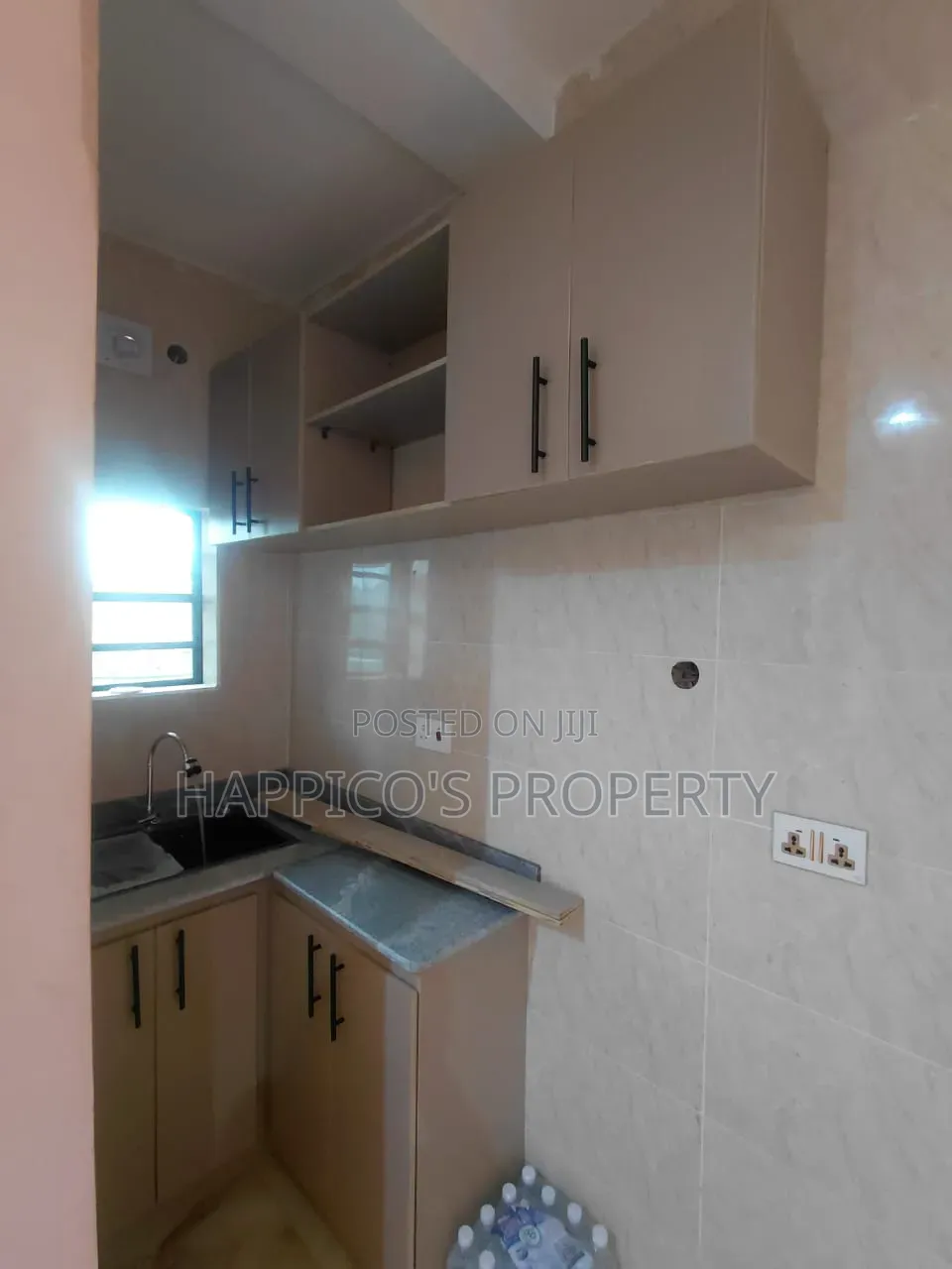 Mini Flat in Opic, Berger for rent
