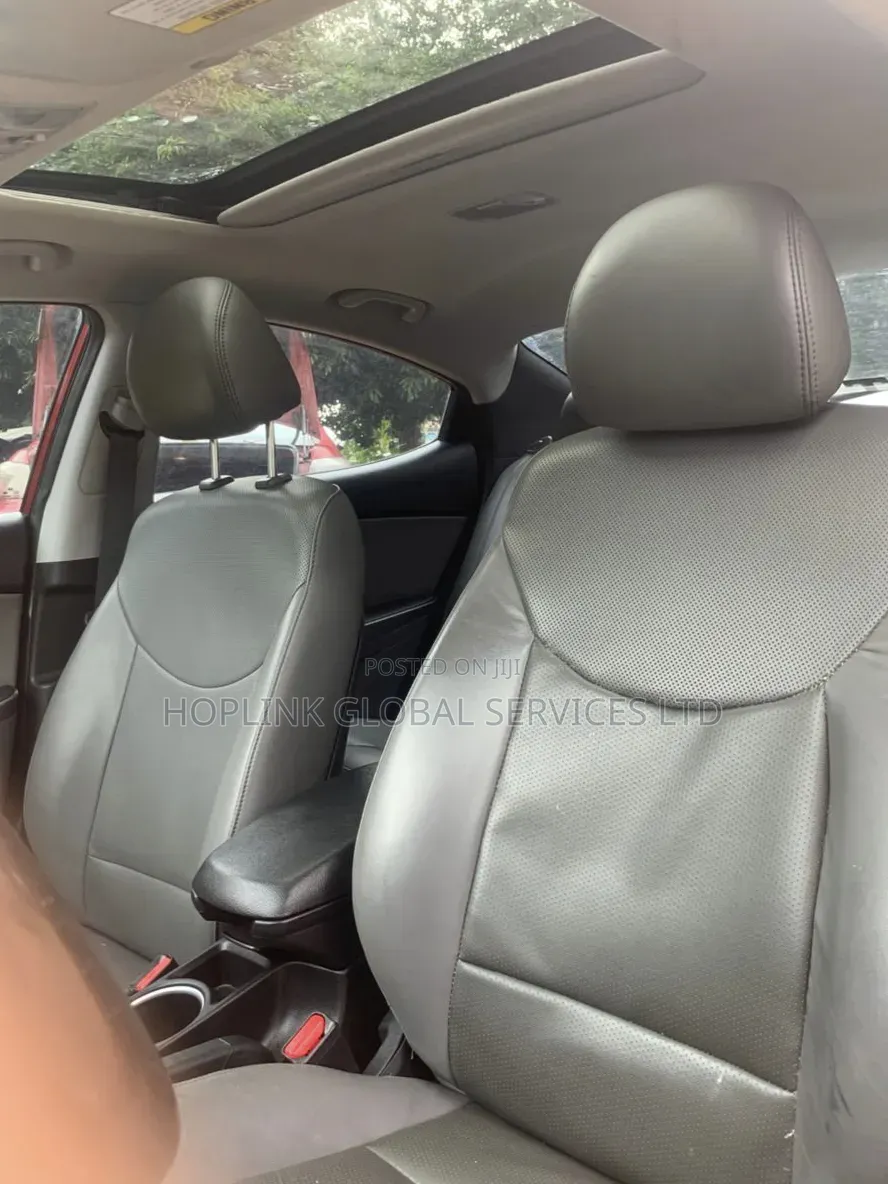 Hyundai Elantra Limited PZEV 4dr Sedan (1.8L 4cyl 6A) 2014 Red