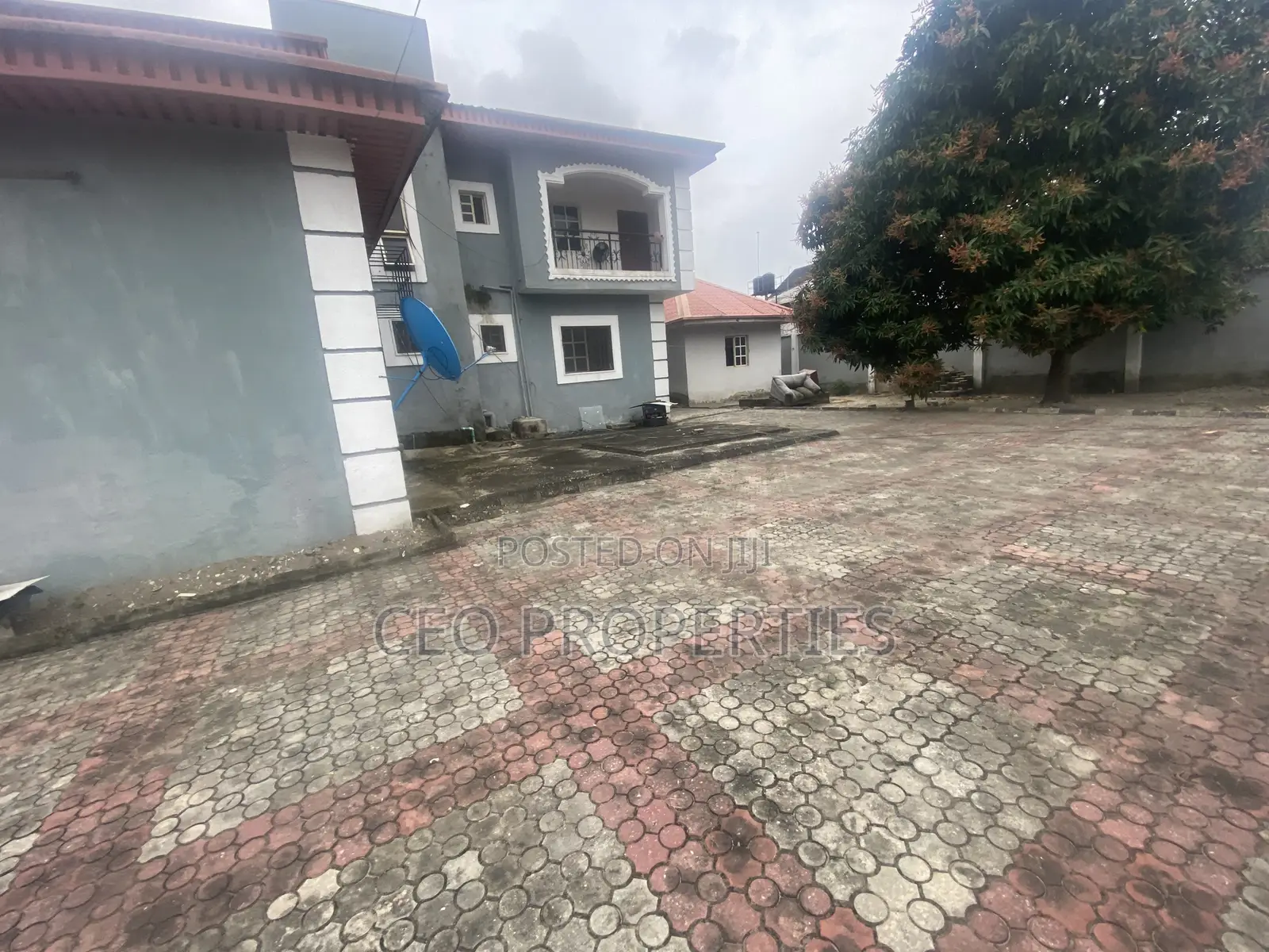 5bdrm Bungalow in Estate/Ado, Ajah for sale