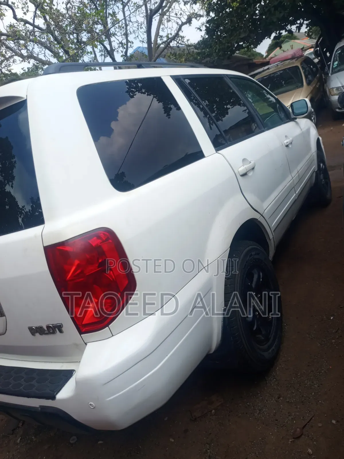 Honda Pilot 2005 Silver