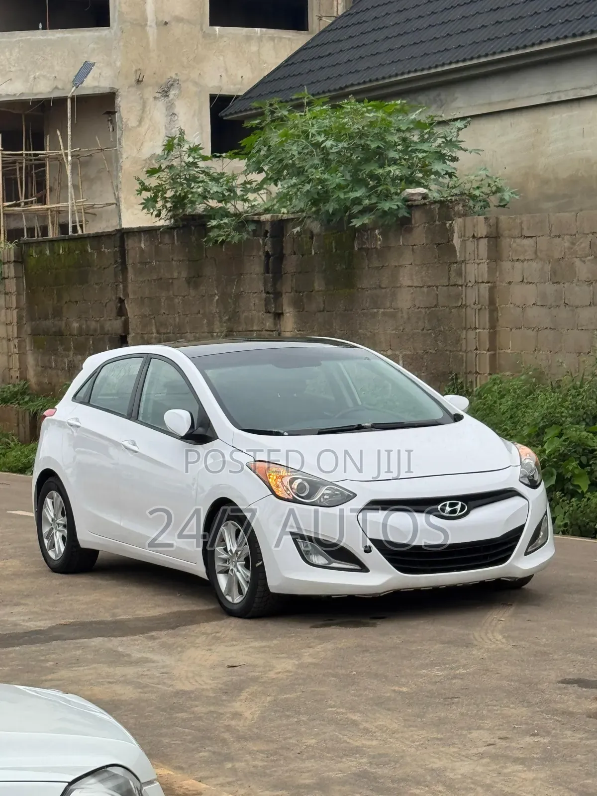 Hyundai Elantra 2013 White