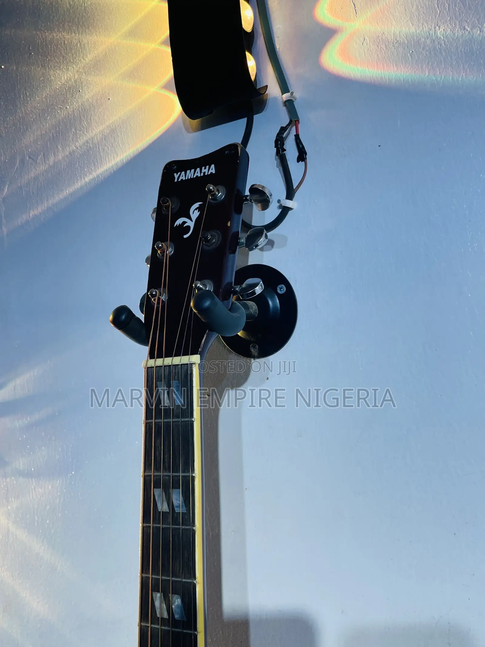 Yamaha Y0708k Cutaway Acoustic-Electric Semi-Acoustic Guitar F6000EQ