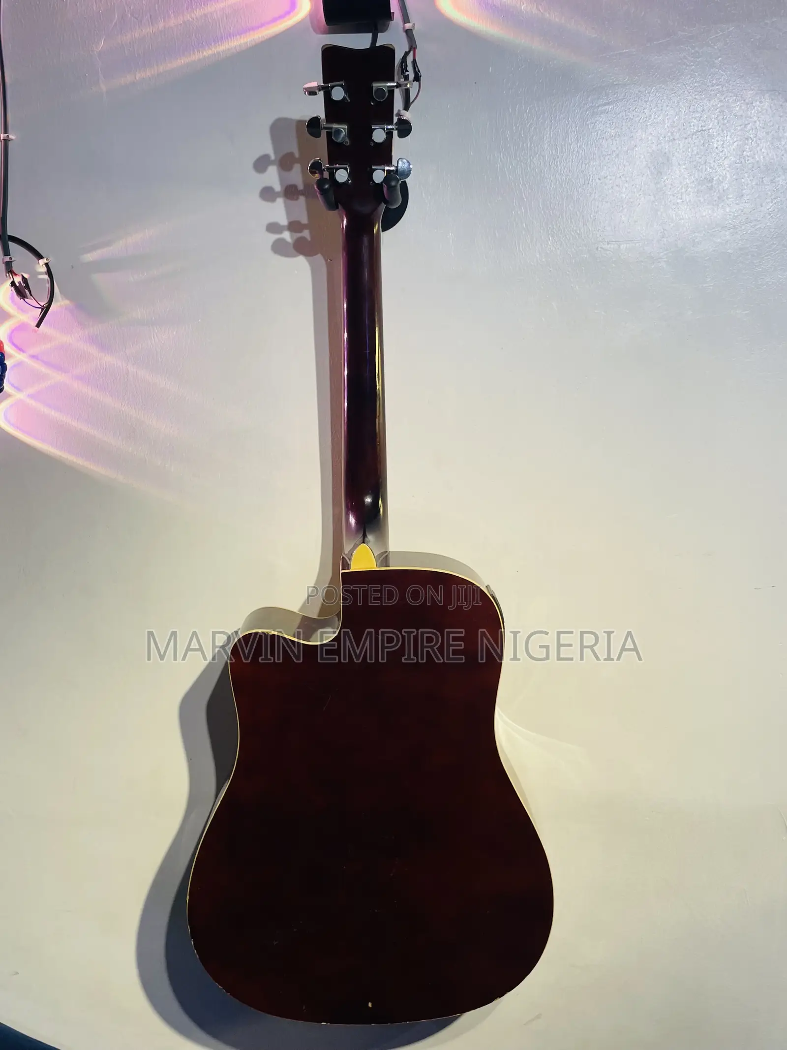 Yamaha Y0708k Cutaway Acoustic-Electric Semi-Acoustic Guitar F6000EQ