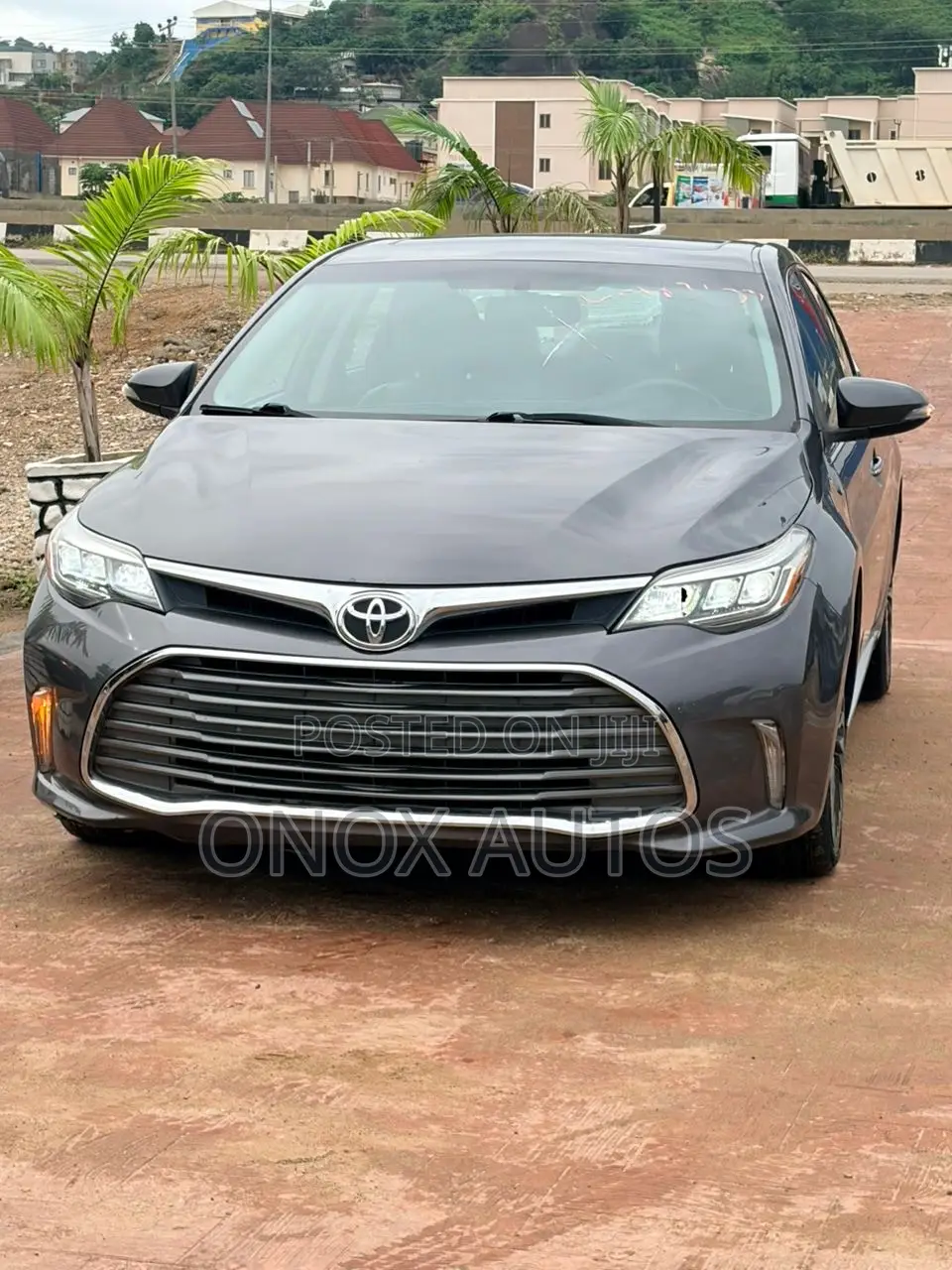 Toyota Avalon Touring FWD Sedan (3.6L 6cyl 6A) 2016 Gray