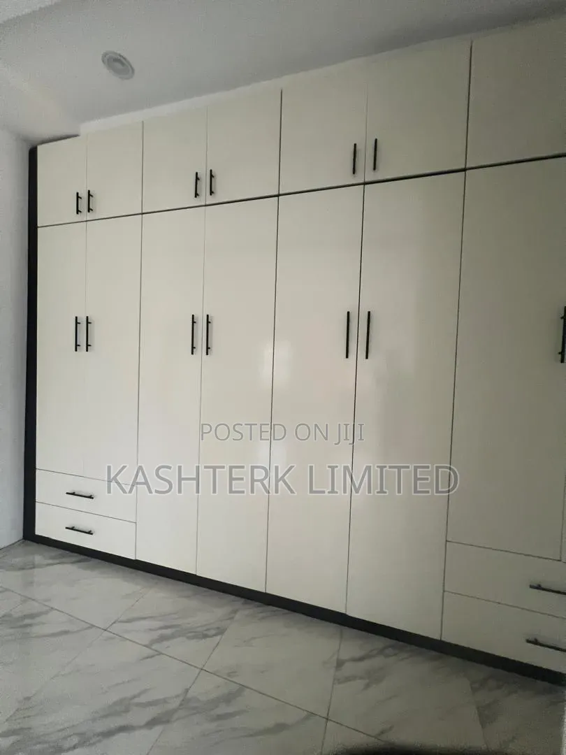 5bdrm Duplex in Guzape for sale