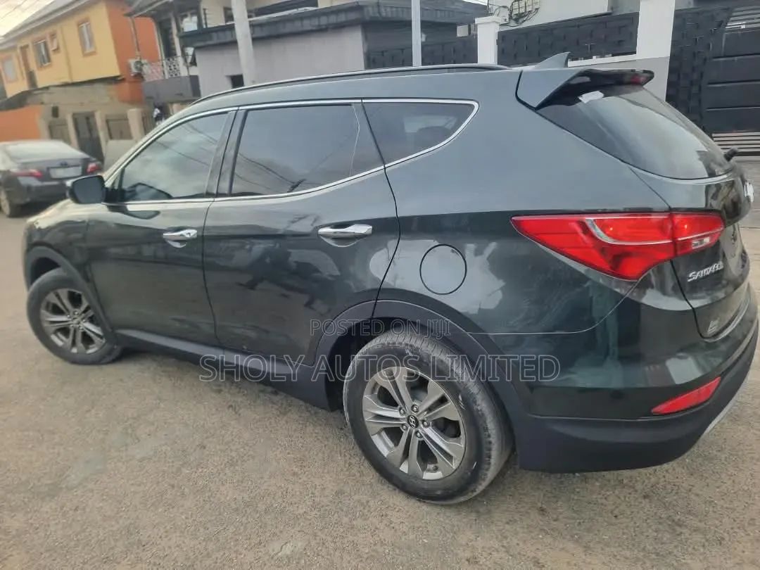 Hyundai Santa Fe 2014 Green