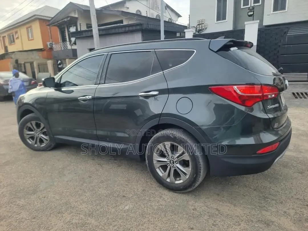 Hyundai Santa Fe 2014 Green