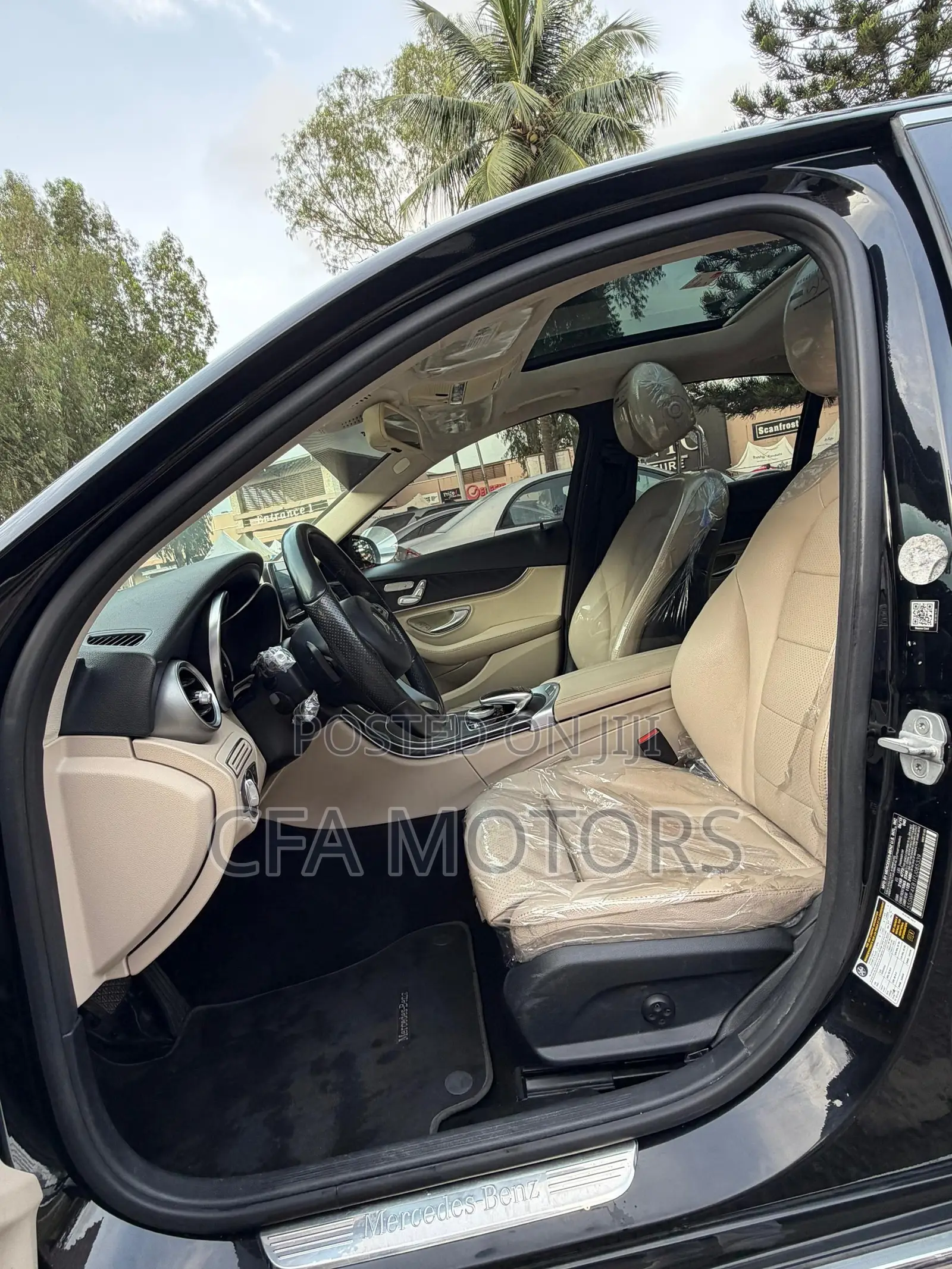 Mercedes-Benz C300 2015 Black