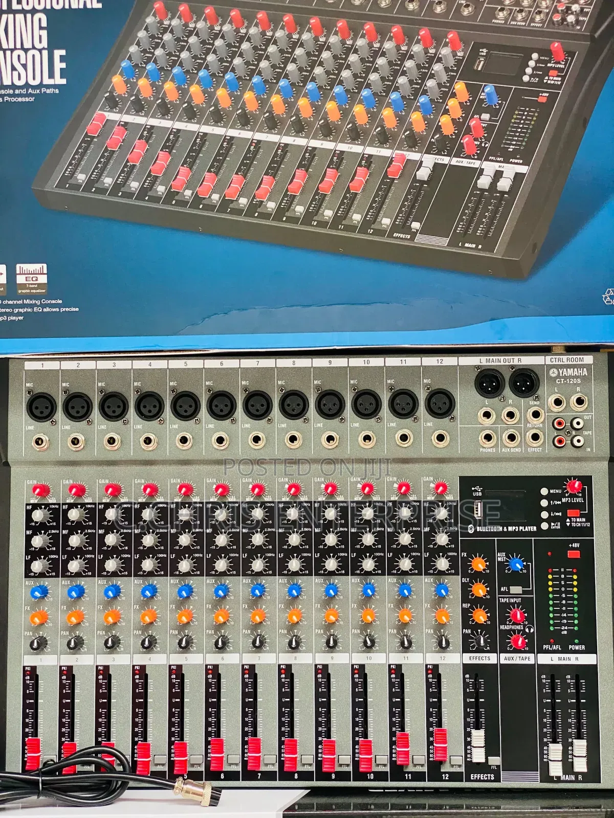 CT 12 Yamaha Mixer. 12 Channels