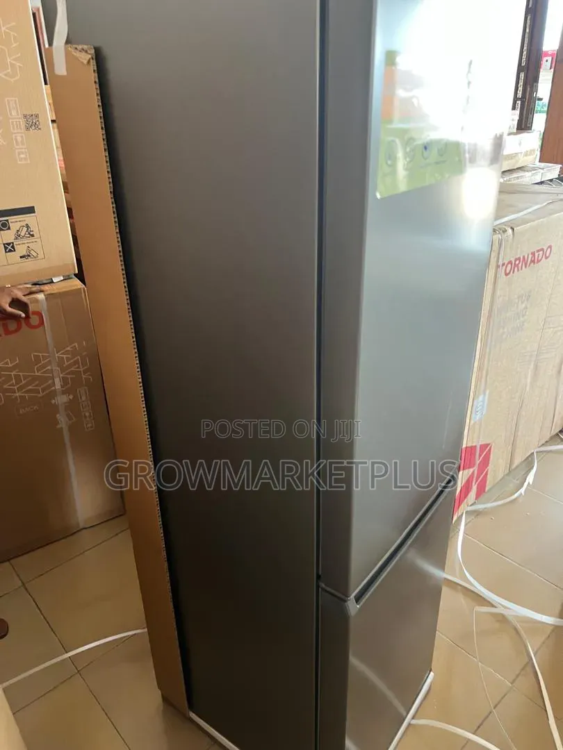 Tornado 170L Bottom Freezer Refrigerator – 90W | Model RF-SCN230PO0GDS