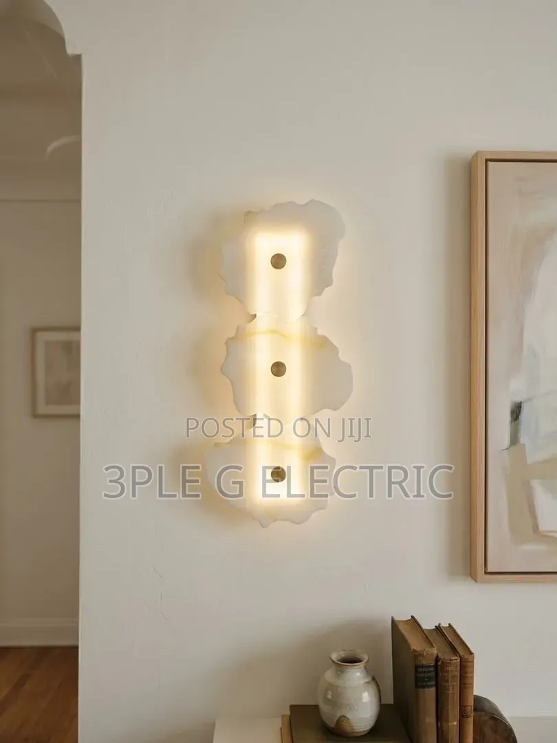 Mable Wall Light