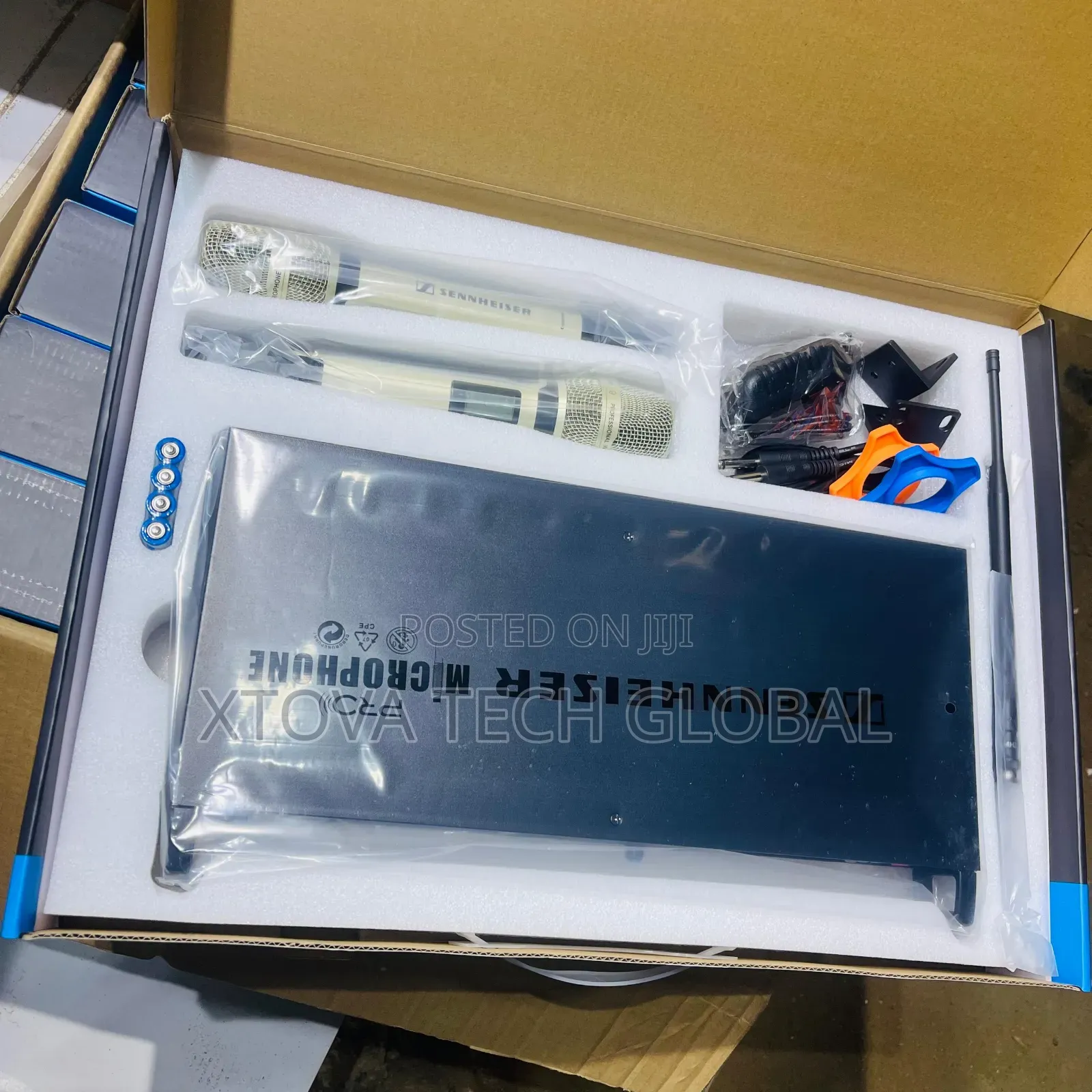 Sennheiser SKM9000 Wireless Vocal Set – Dual Handheld Microphones