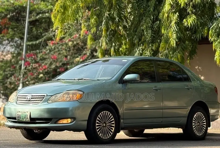 Toyota Corolla 2006 Gray