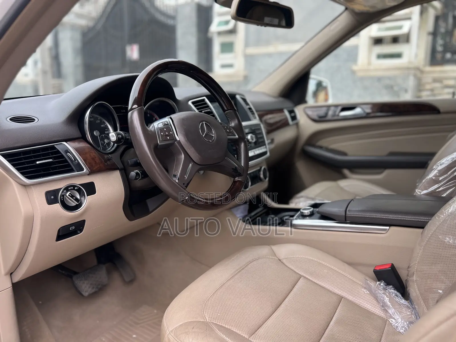 Mercedes-Benz M Class ML 350 4Matic 2013 White