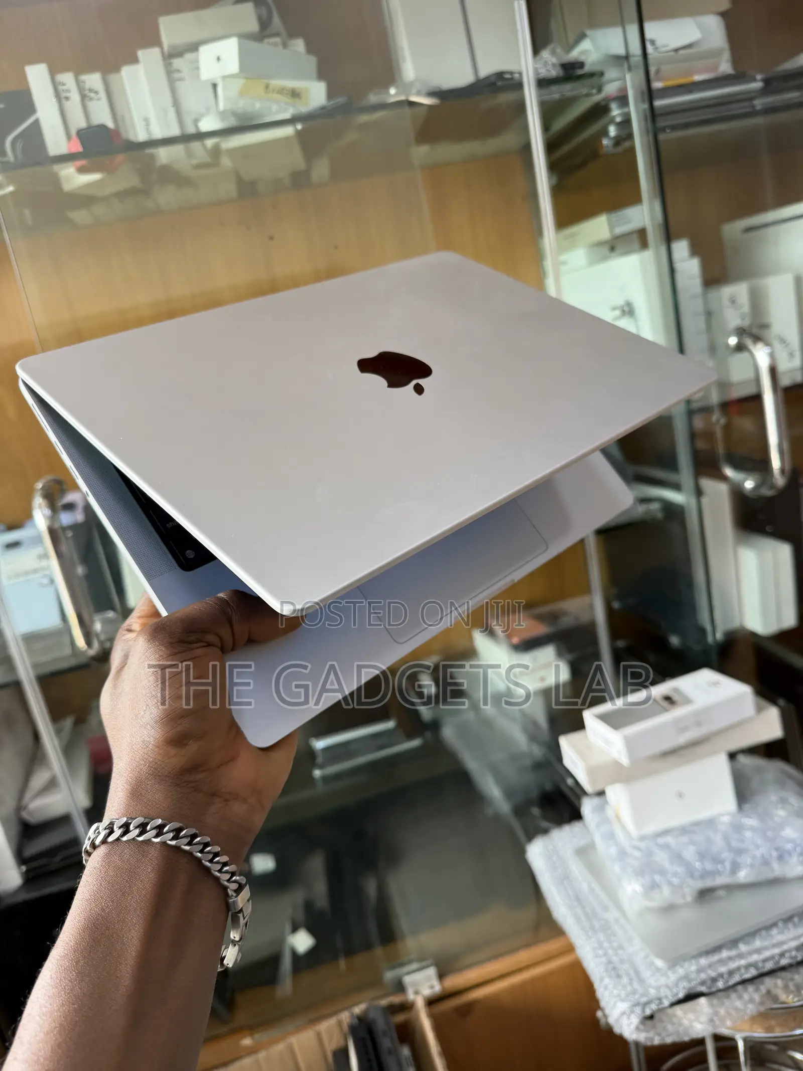 Laptop Apple MacBook Pro 2023 M2 16GB Apple M2 SSD 512GB