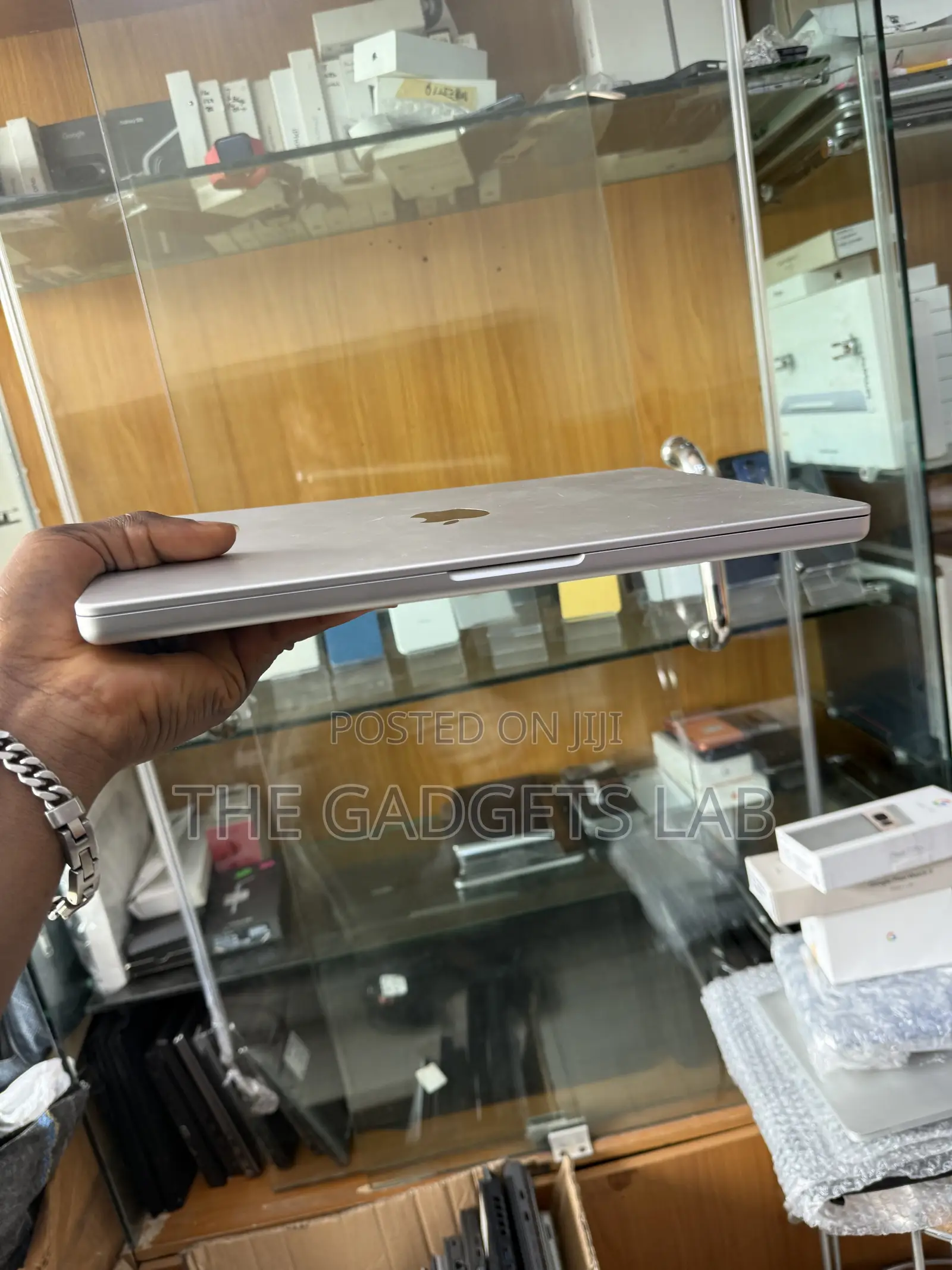 Laptop Apple MacBook Pro 2023 M2 16GB Apple M2 SSD 512GB
