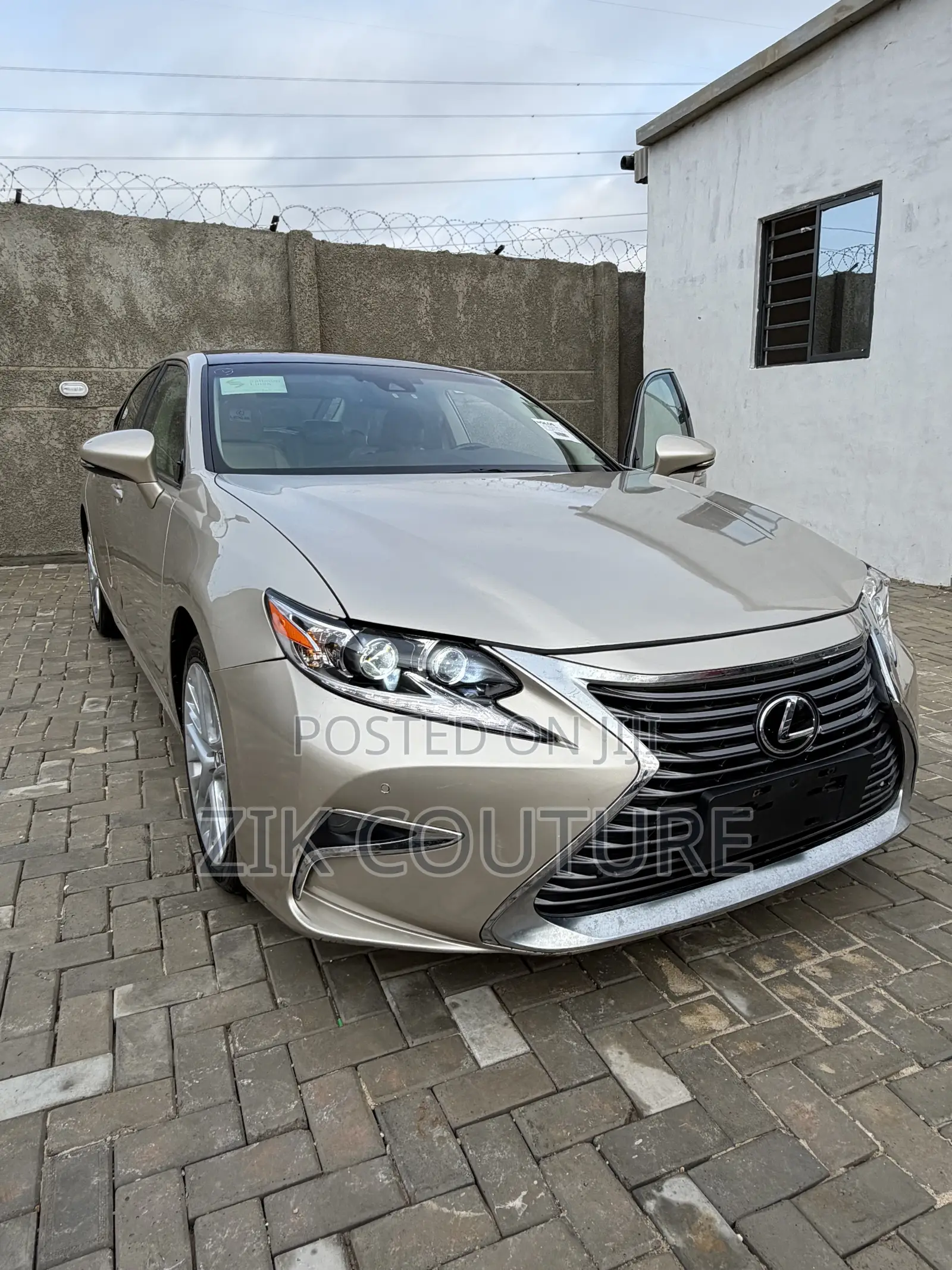 Lexus ES 350 FWD 2016 Gold