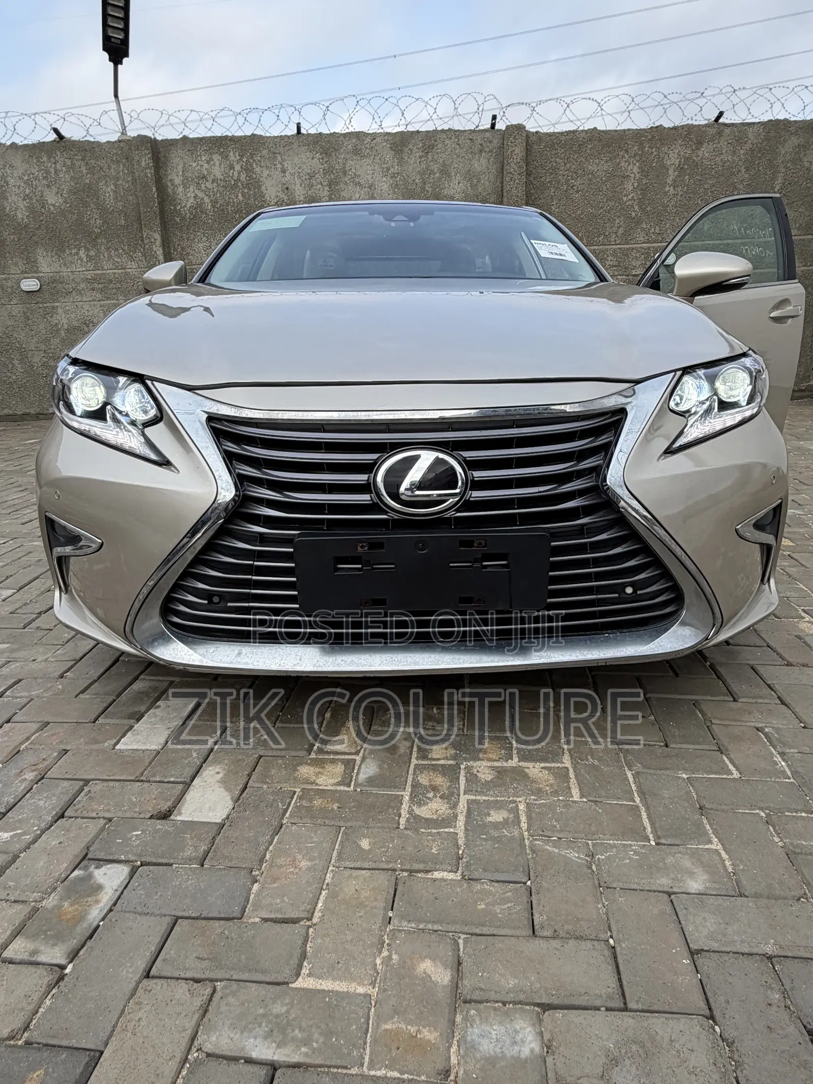 Lexus ES 350 FWD 2016 Gold