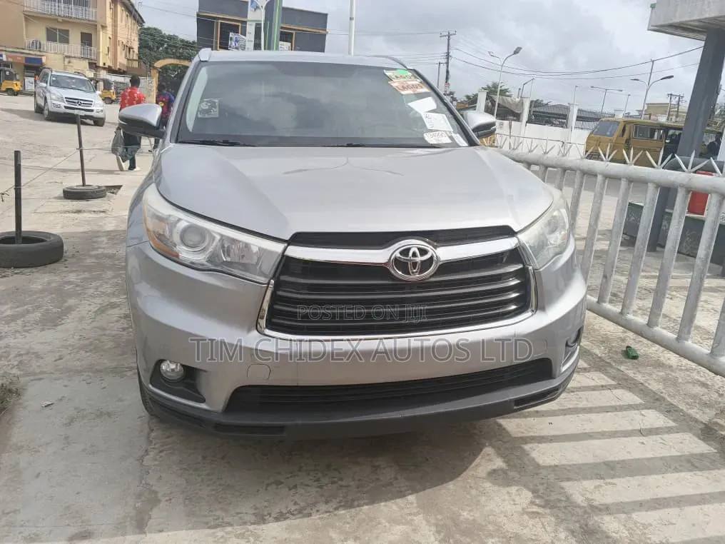 Toyota Highlander 2016 Silver