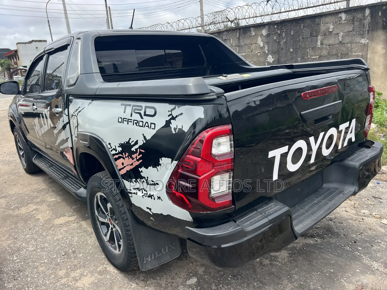 Toyota Hilux SR5 4x4 2013 Black
