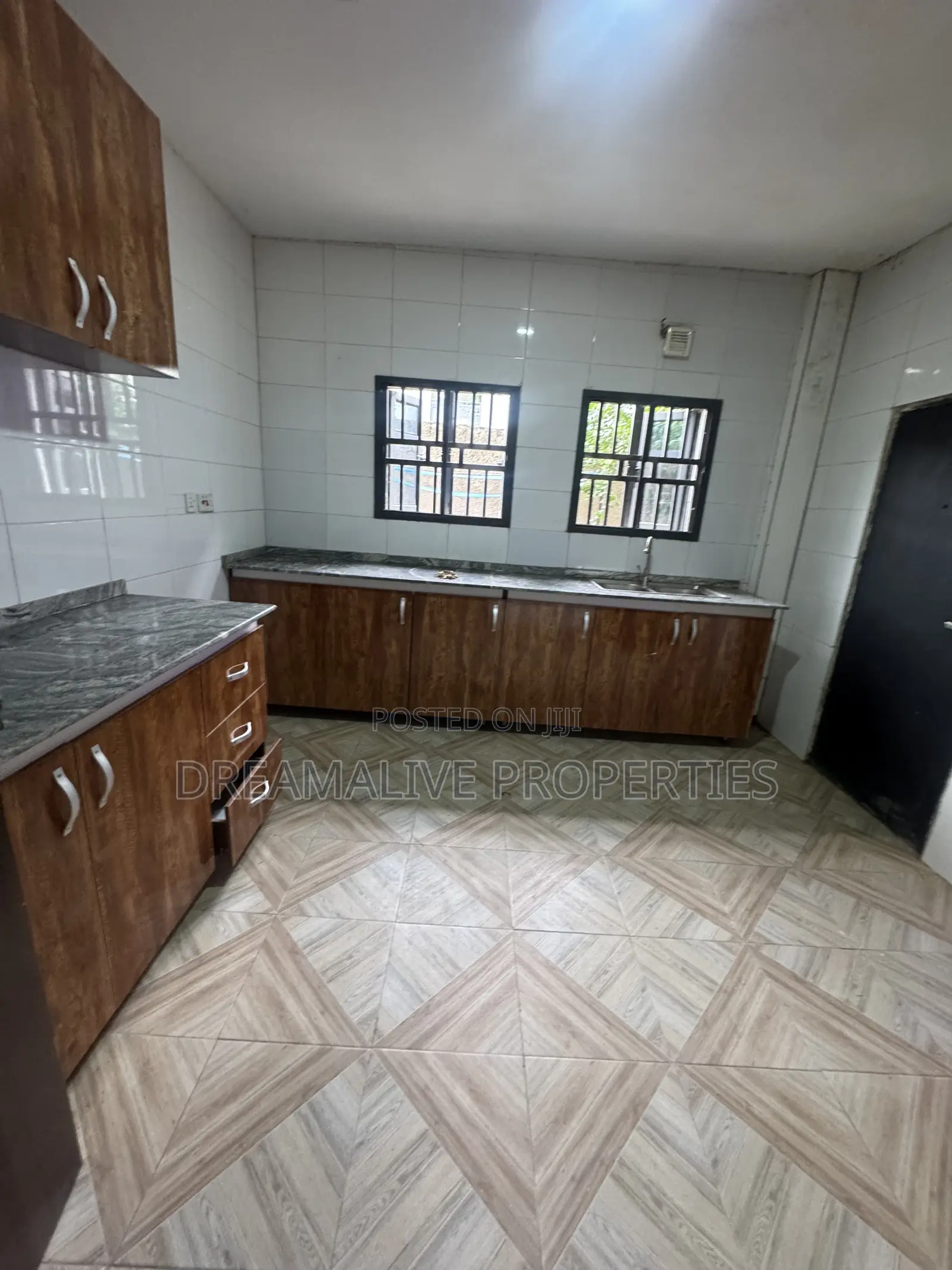 3bdrm Apartment in Jahi for rent