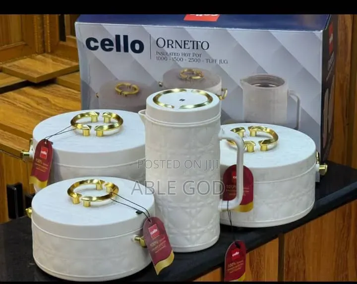 Cello Ornetto Plate Set