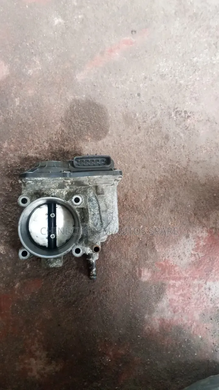 Original Toyota Corolla / Matrix 2ZR Throttle Body (Used)