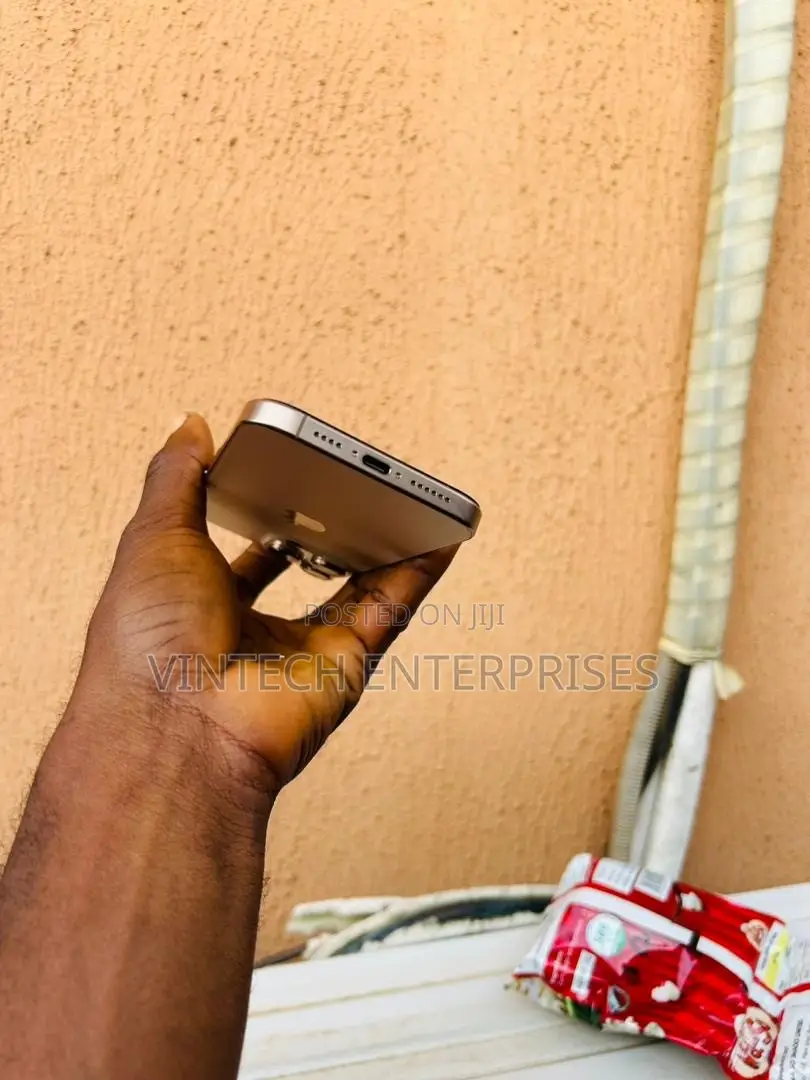 Apple iPhone 16 Pro Max 512 GB Gold