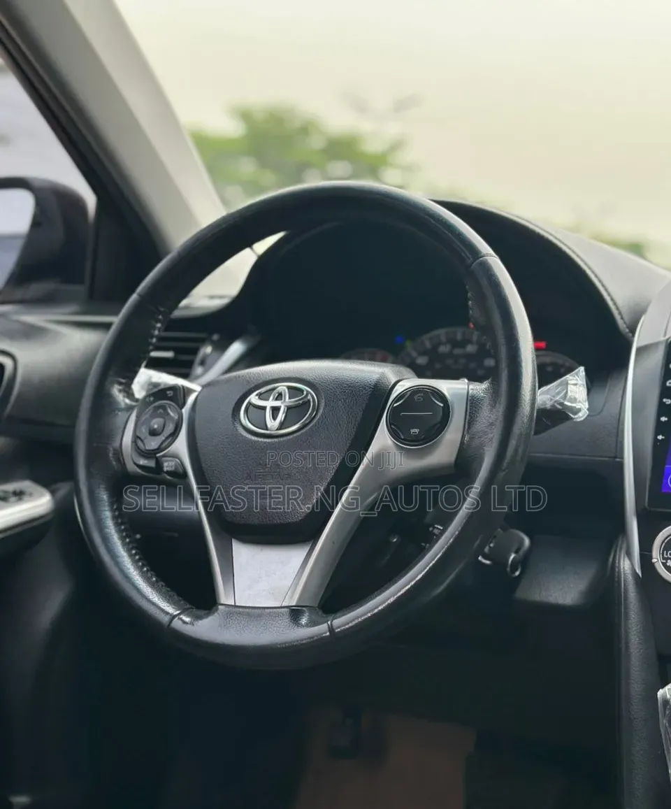 Toyota Camry 2013 Red