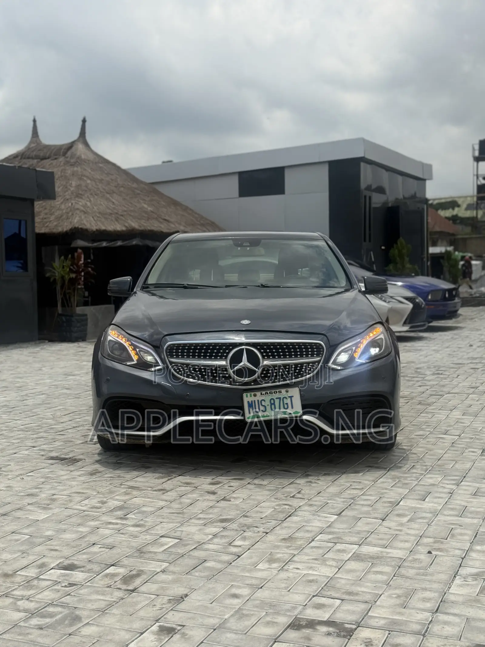 Mercedes-Benz E350 Base 4Matic Sedan AWD (3.5L 6cyl 7A) 2013 Blue