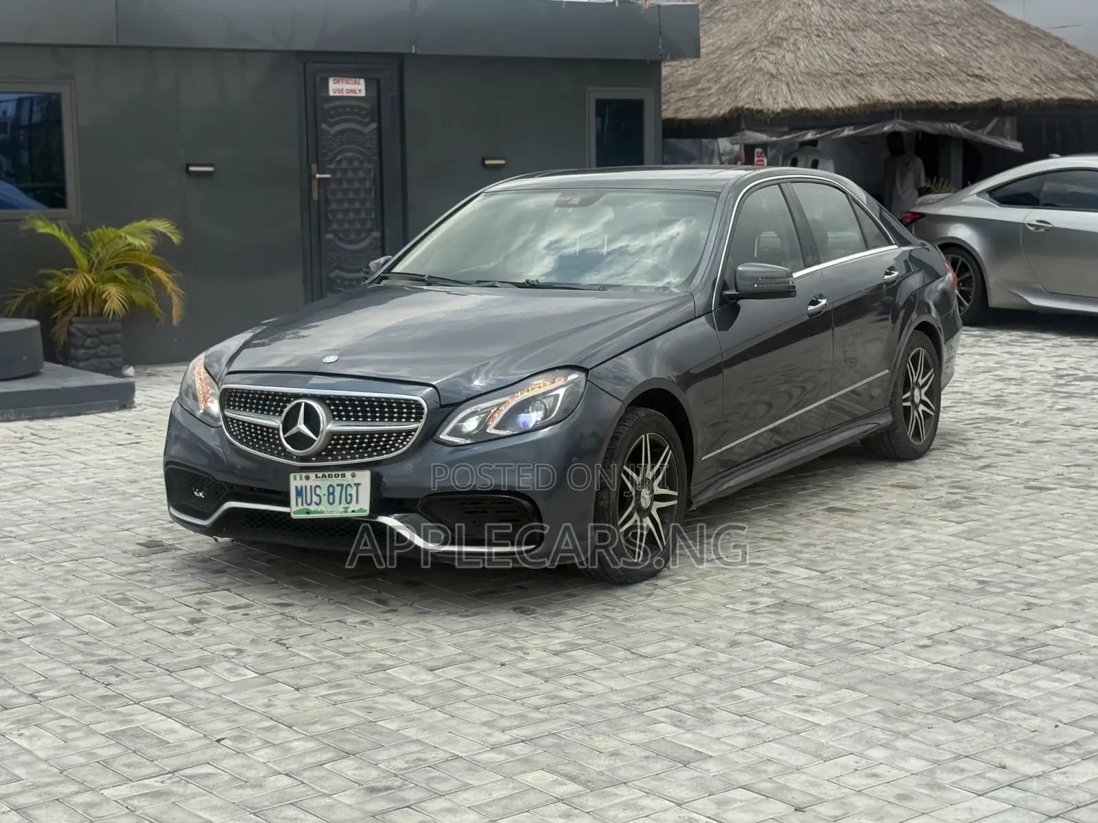 Mercedes-Benz E350 Base 4Matic Sedan AWD (3.5L 6cyl 7A) 2013 Blue