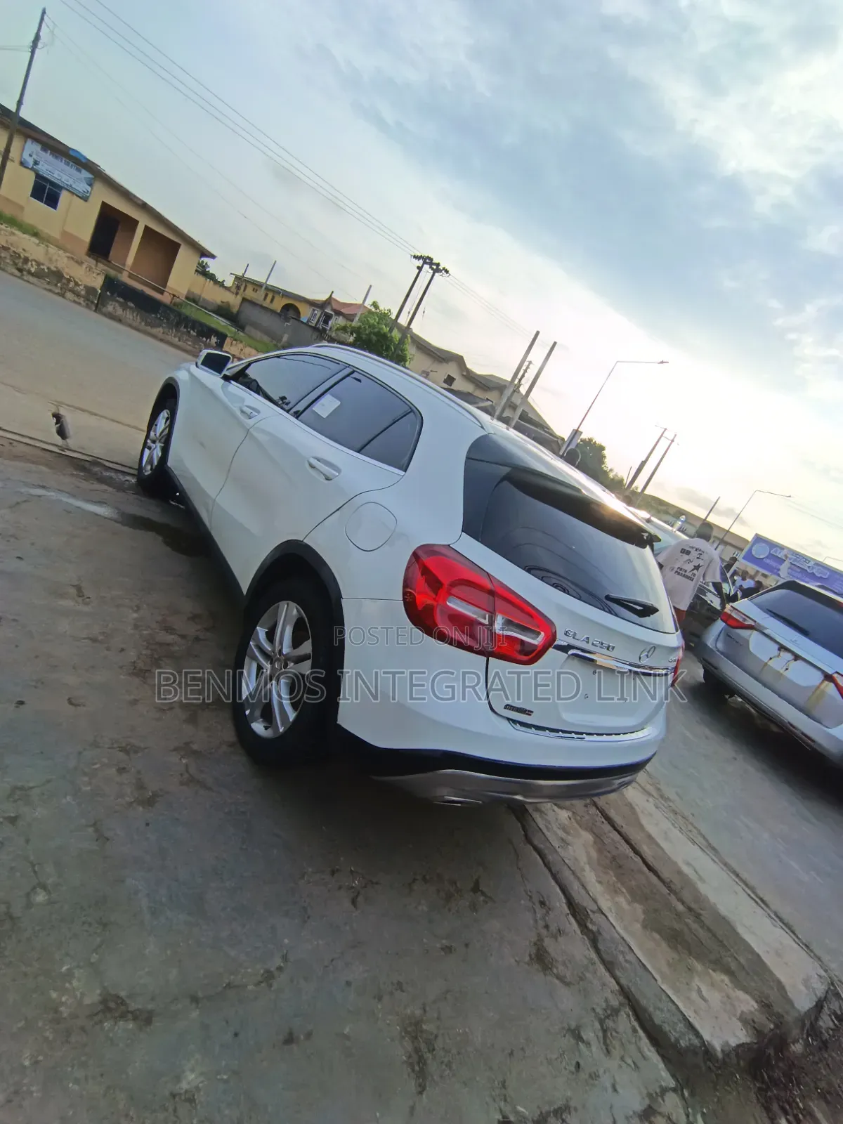 Mercedes-Benz GLA 250 2017 White